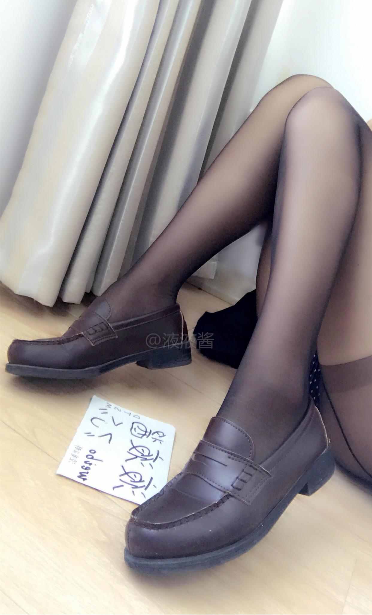 液液酱—窗边JK