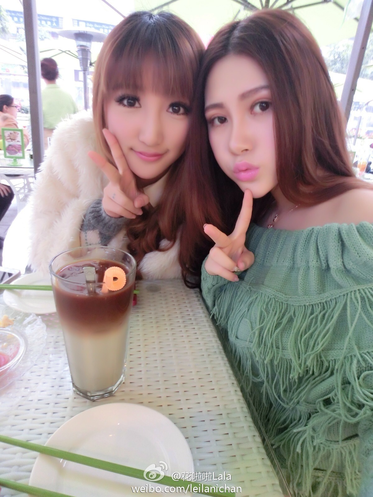 清新美少女 LalaBaby啦啦 生活照05