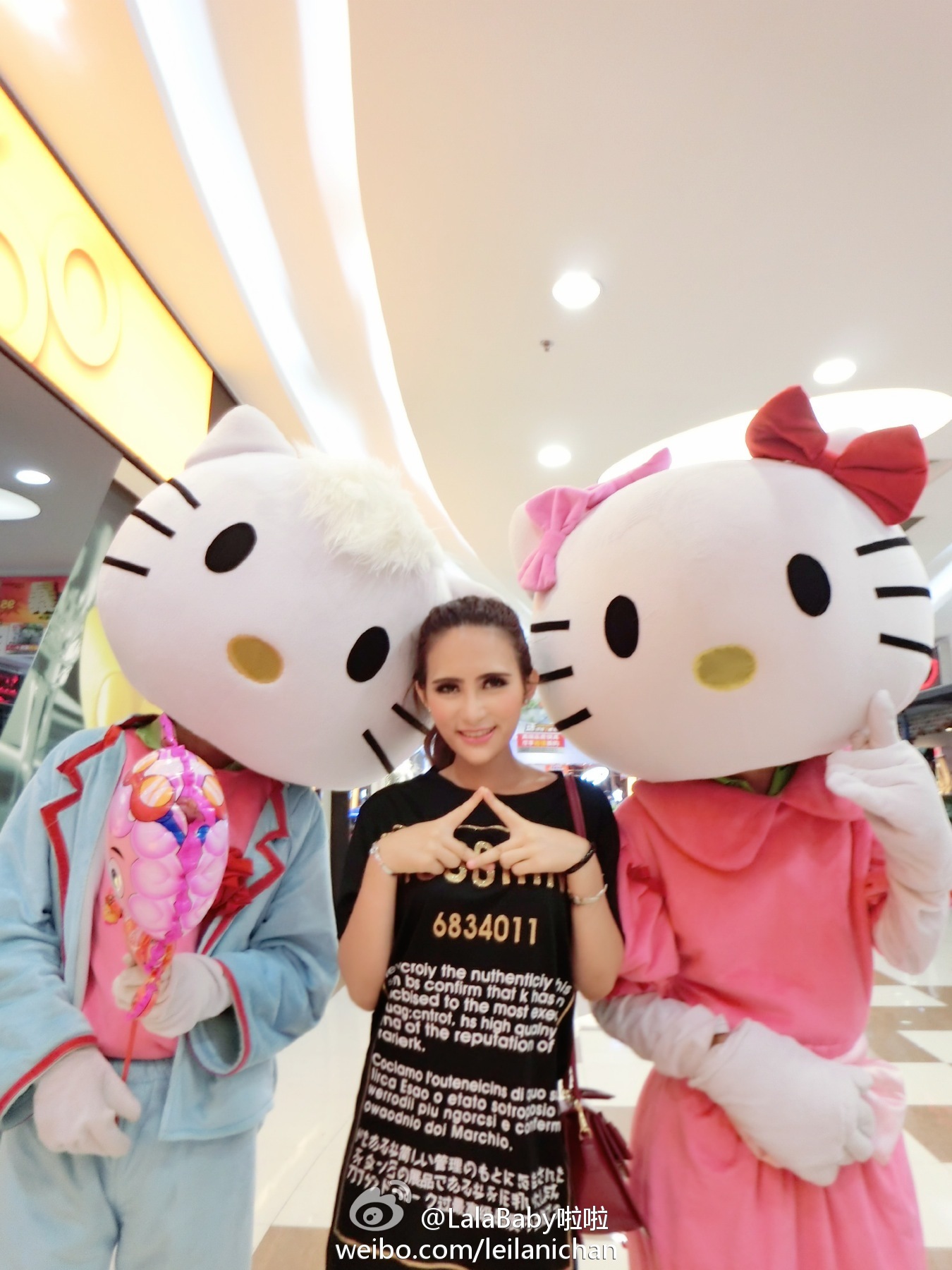 清新美少女 LalaBaby啦啦 生活照05