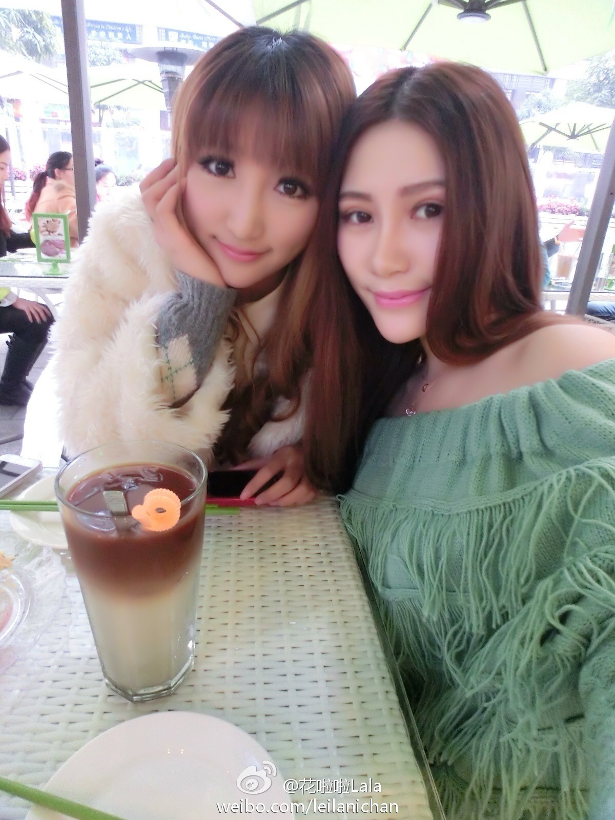 清新美少女 LalaBaby啦啦 生活照05