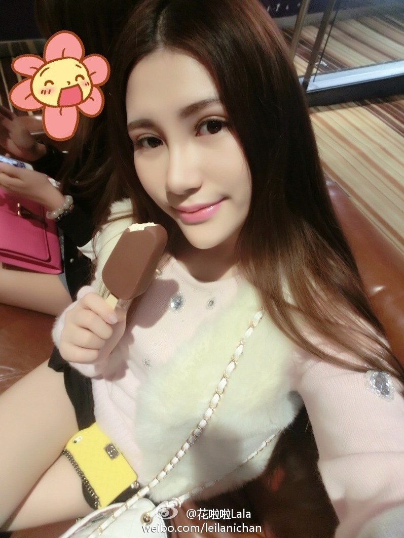 清新美少女 LalaBaby啦啦 生活照05