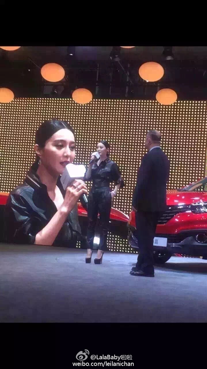 清新美少女 LalaBaby啦啦 生活照05