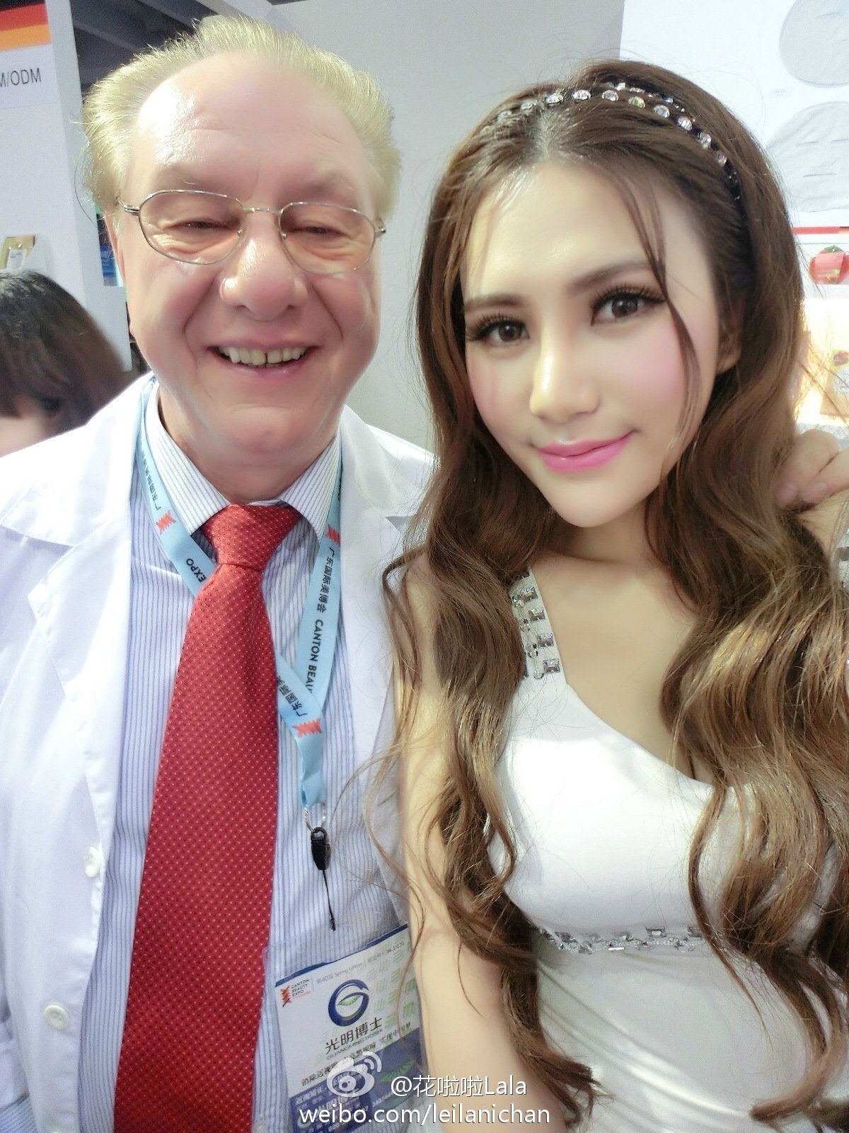 清新美少女 LalaBaby啦啦 生活照05