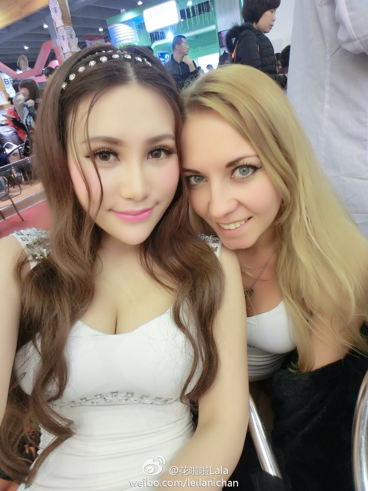 清新美少女 LalaBaby啦啦 生活照05