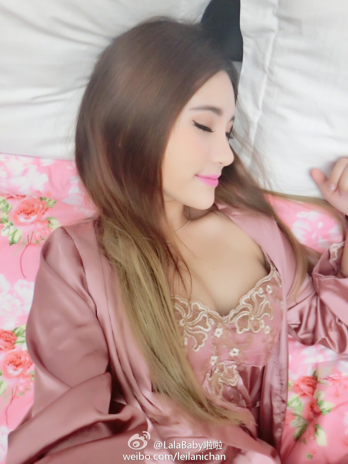 清新美少女 LalaBaby啦啦 生活照05