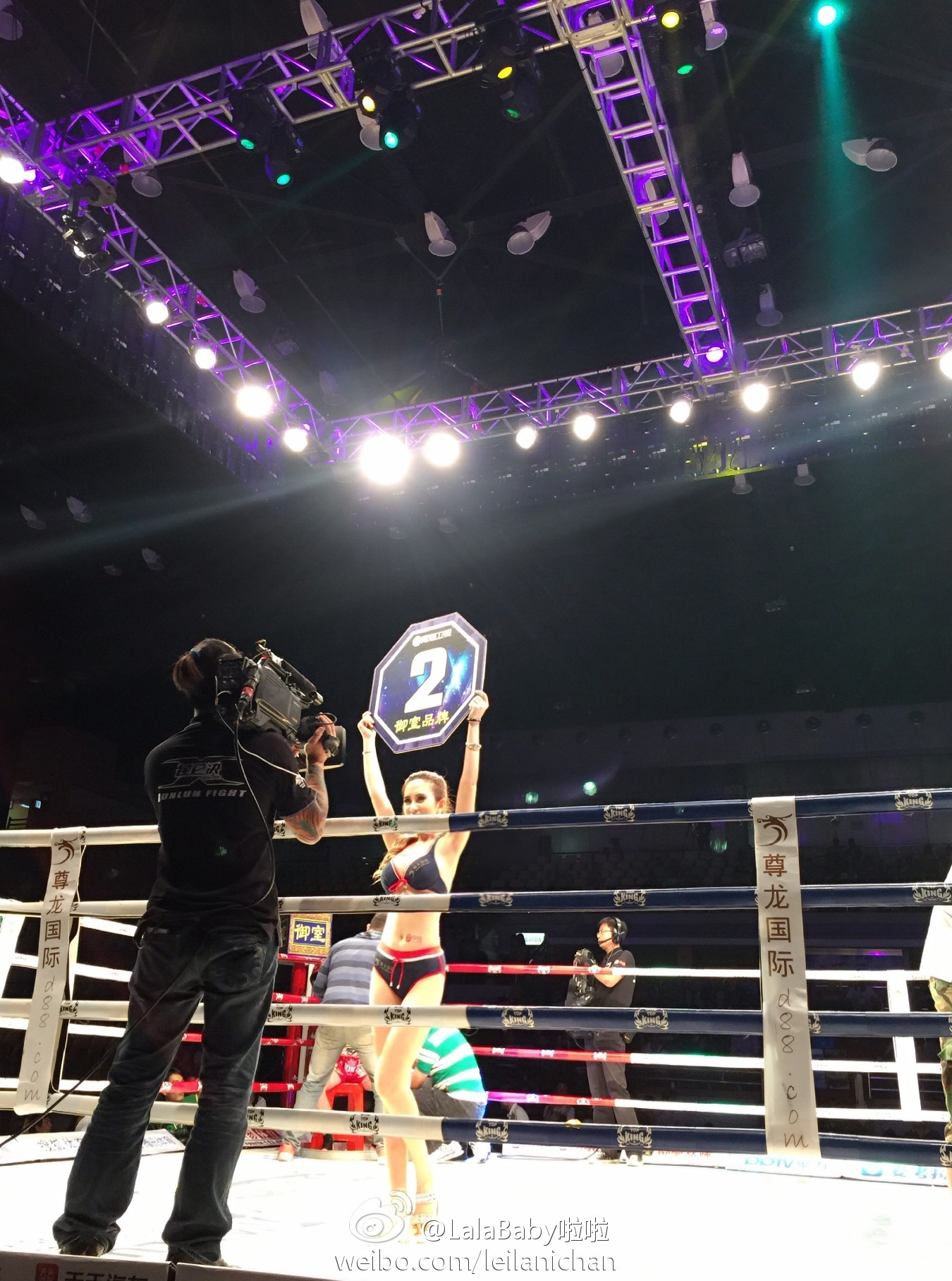 清新美少女 LalaBaby啦啦 生活照05