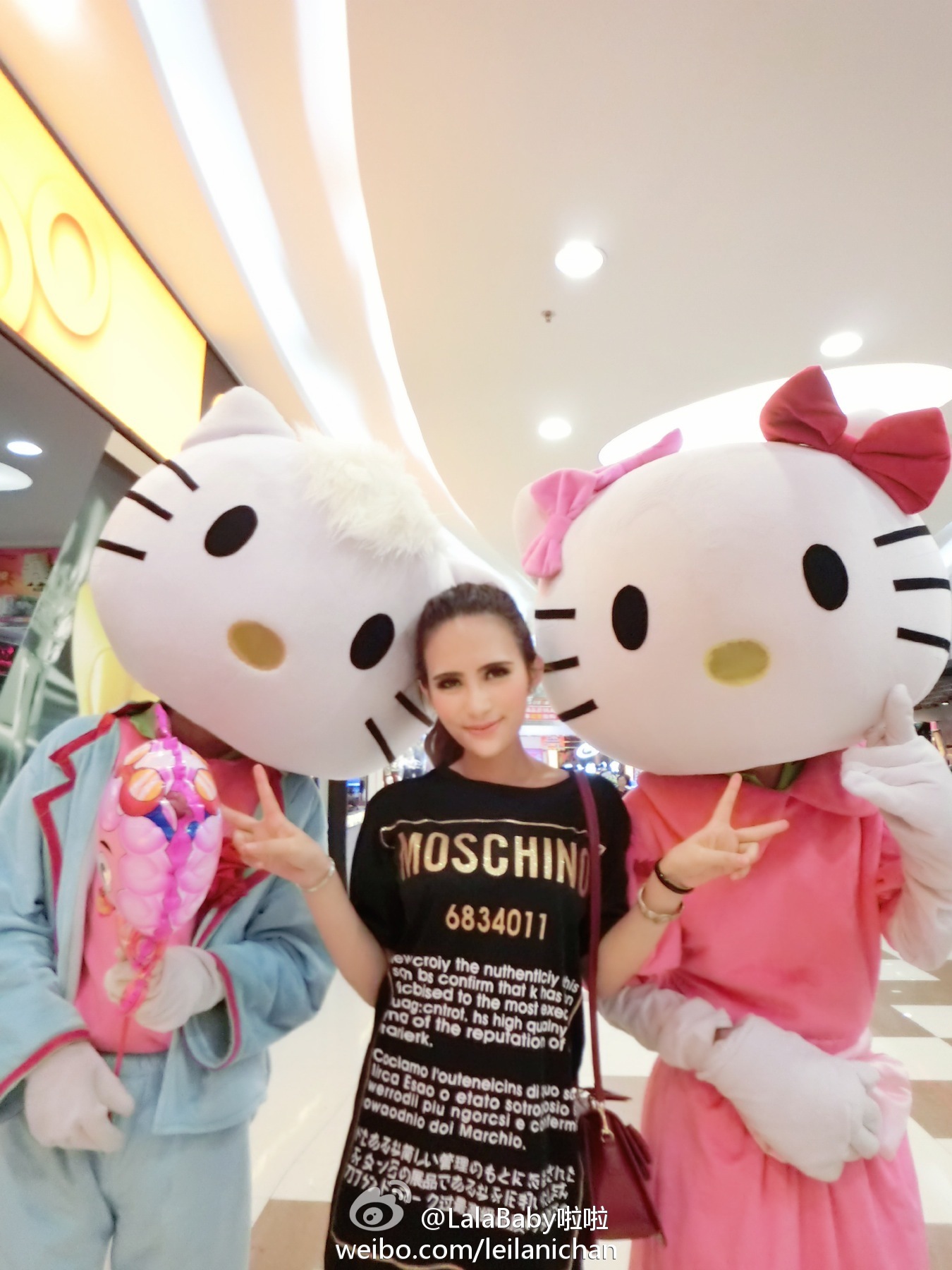 清新美少女 LalaBaby啦啦 生活照05