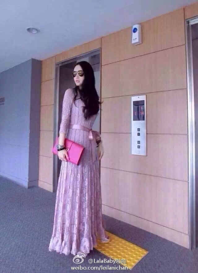 清新美少女 LalaBaby啦啦 生活照06