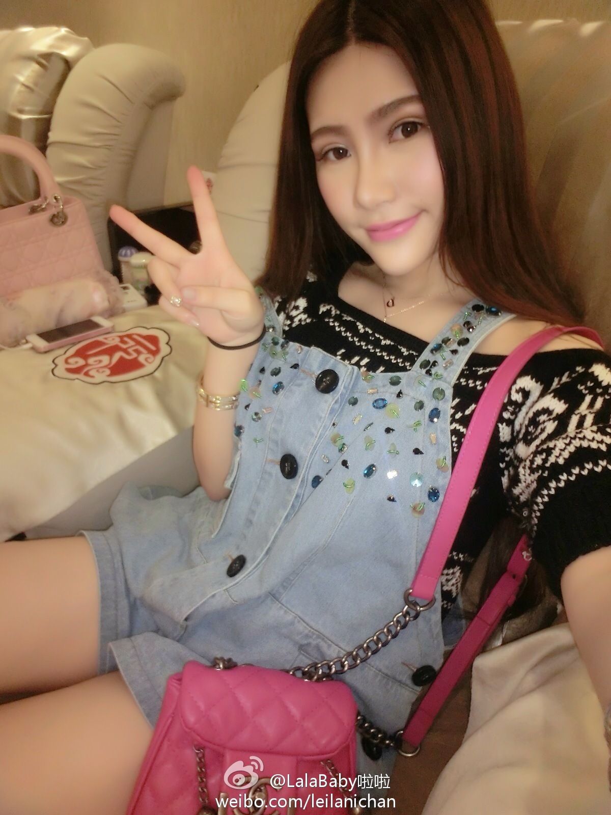 清新美少女 LalaBaby啦啦 生活照06