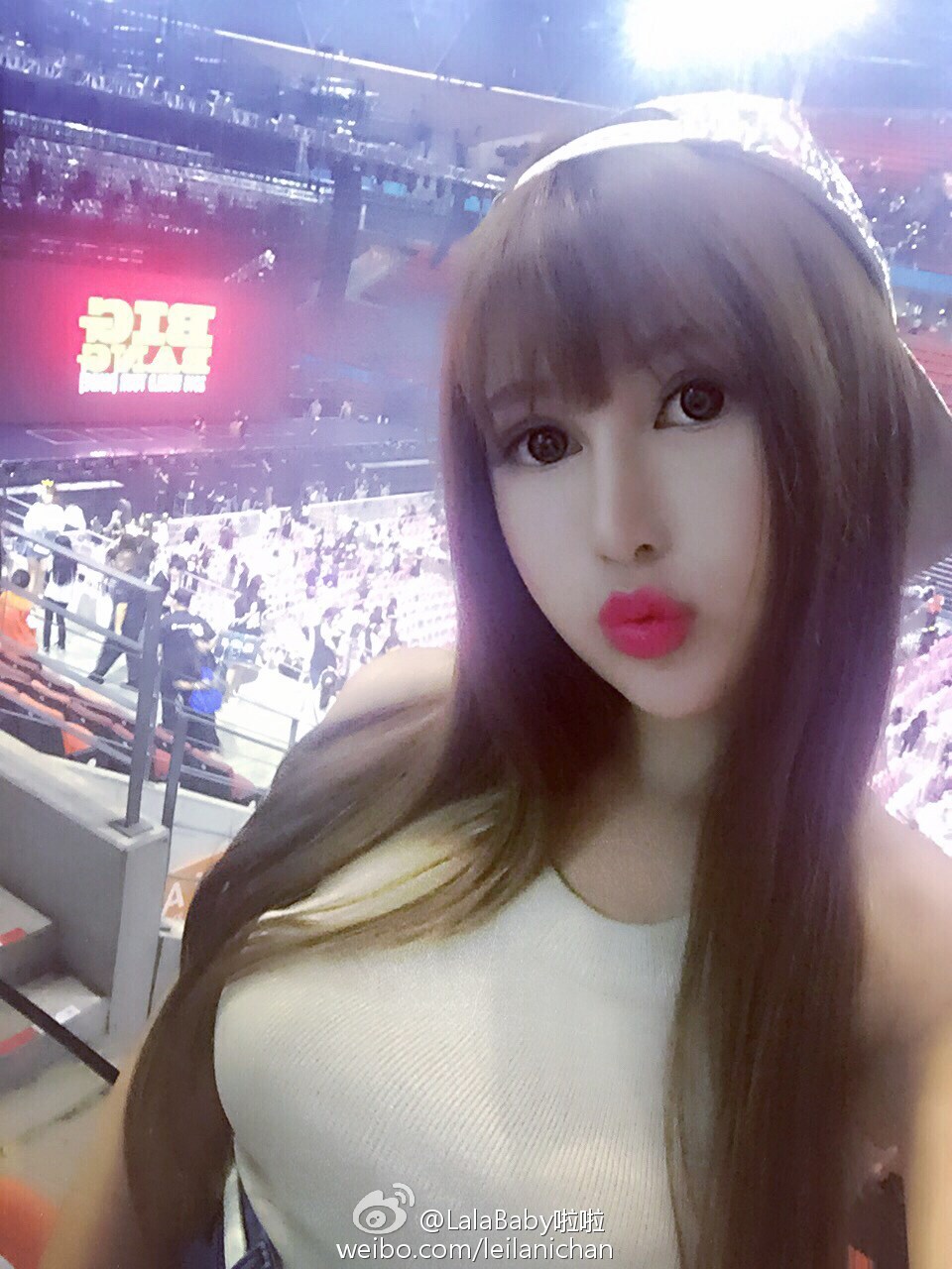 清新美少女 LalaBaby啦啦 生活照06