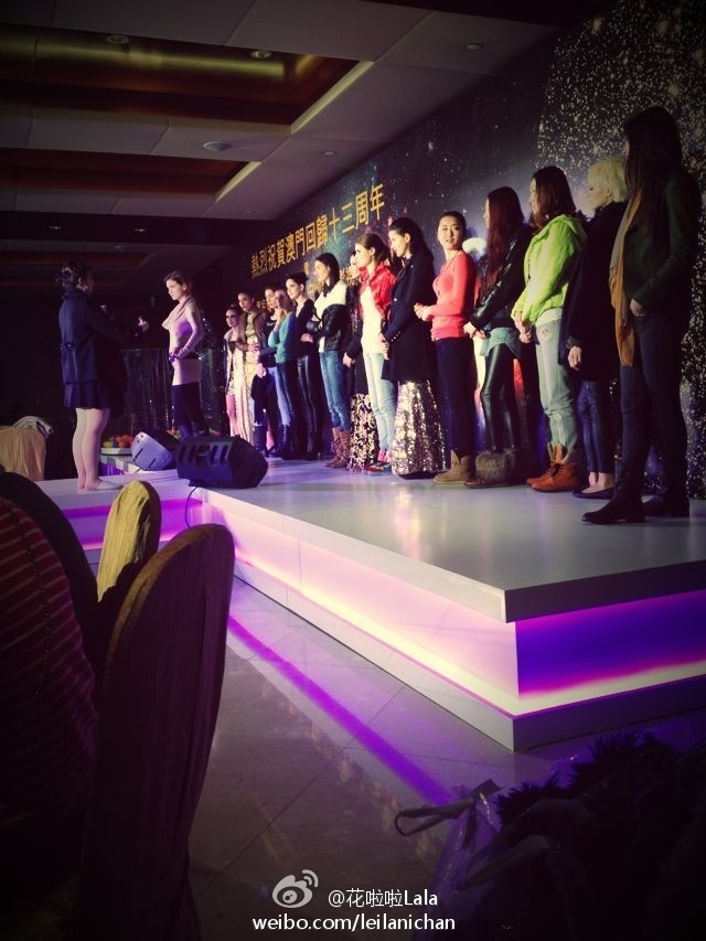 清新美少女 LalaBaby啦啦 生活照06