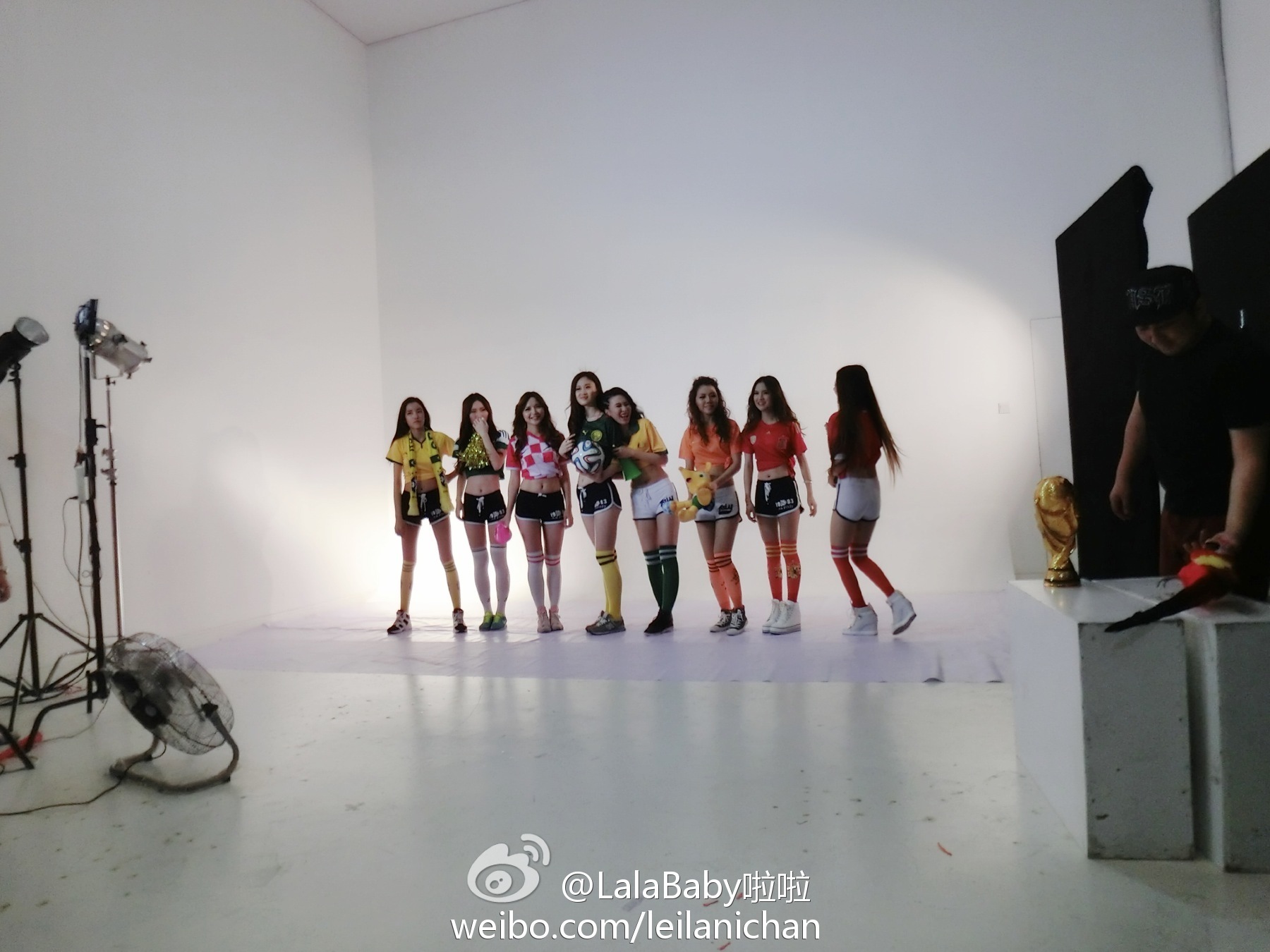 清新美少女 LalaBaby啦啦 生活照06