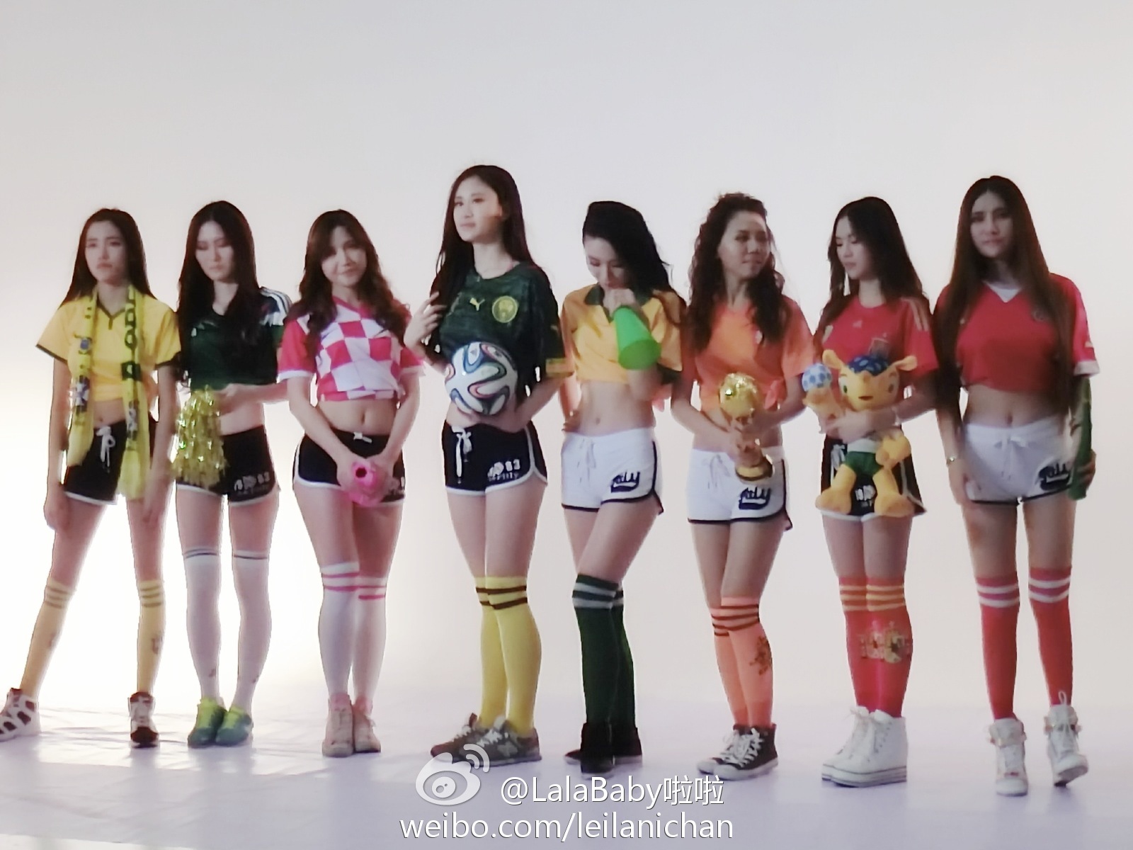 清新美少女 LalaBaby啦啦 生活照06