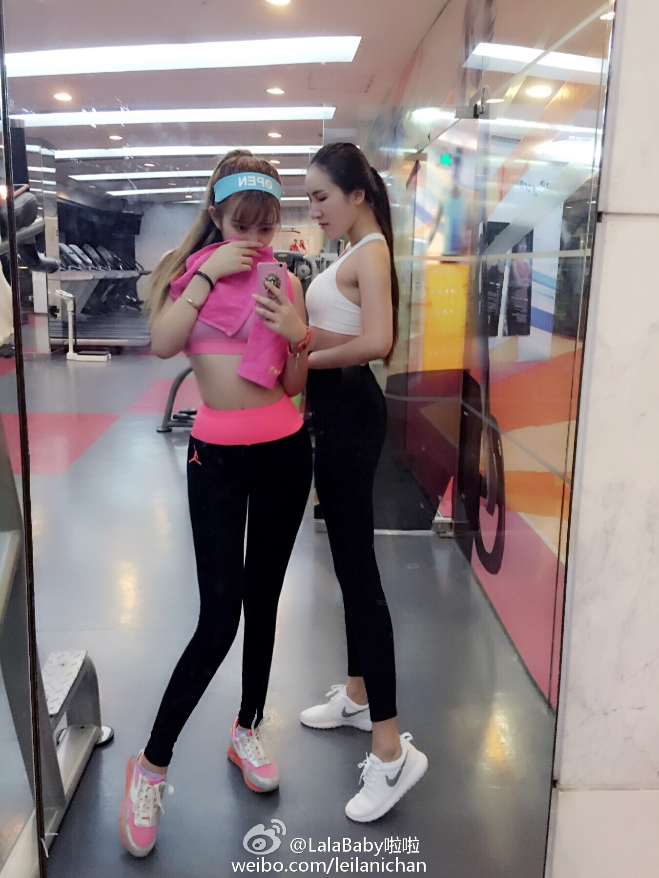 清新美少女 LalaBaby啦啦 生活照07