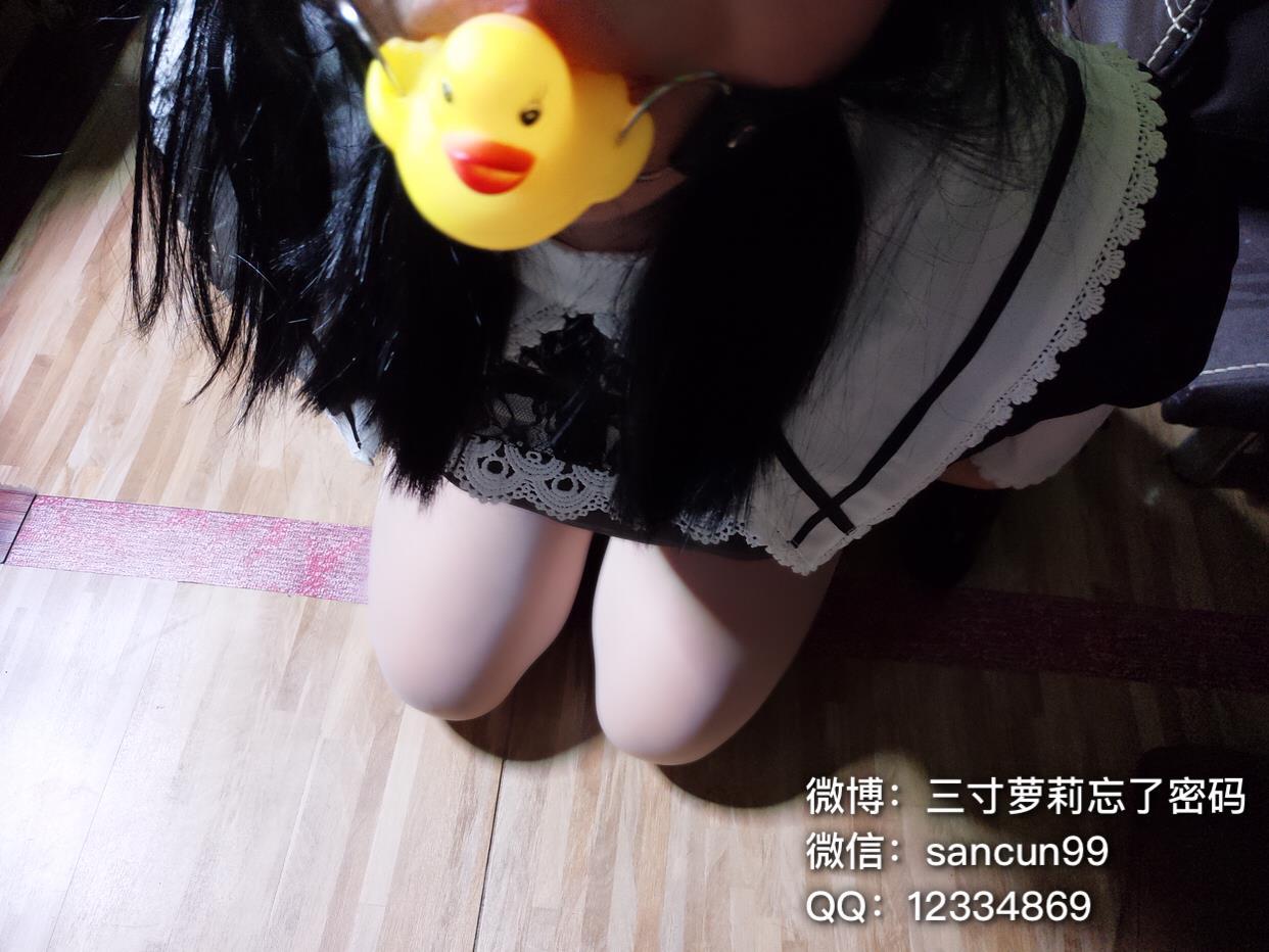 三寸萝莉-白丝