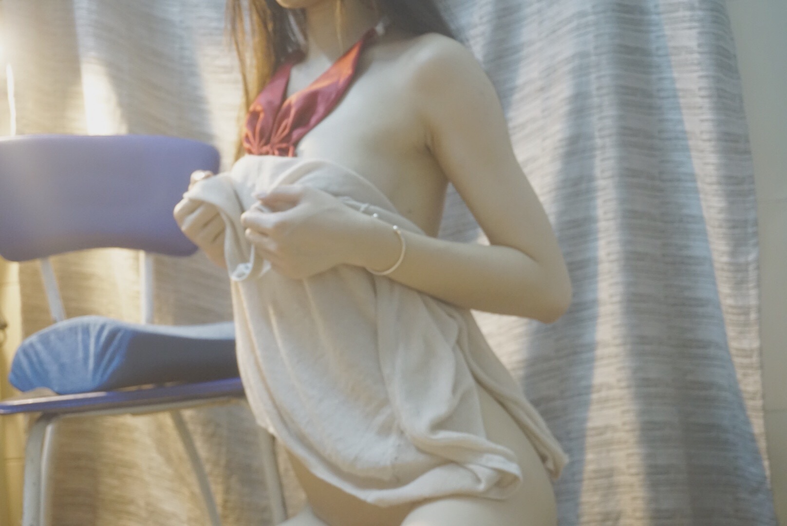 宛如福利 - 透视毛衣