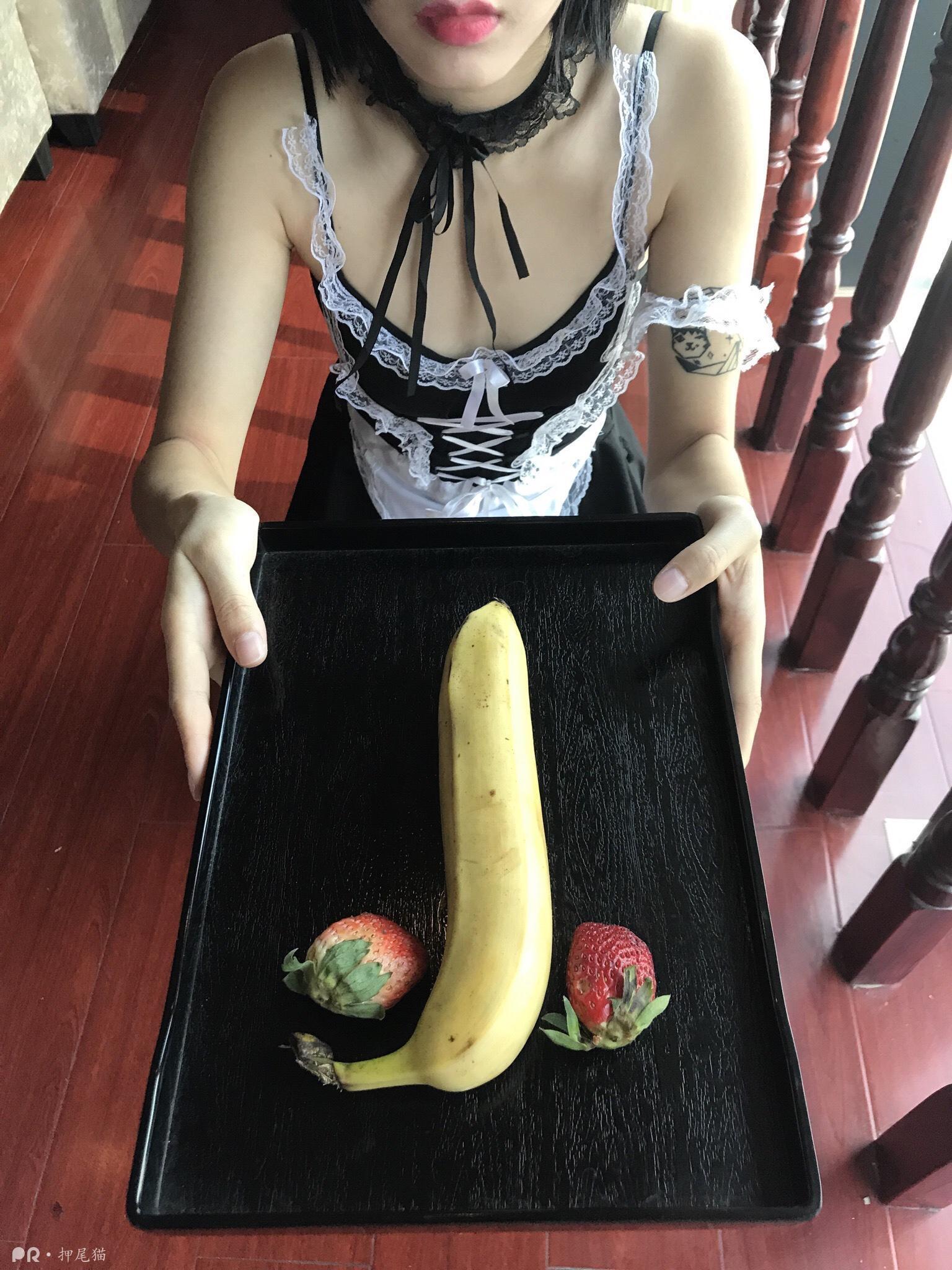 押尾猫—主人吃水水果吗