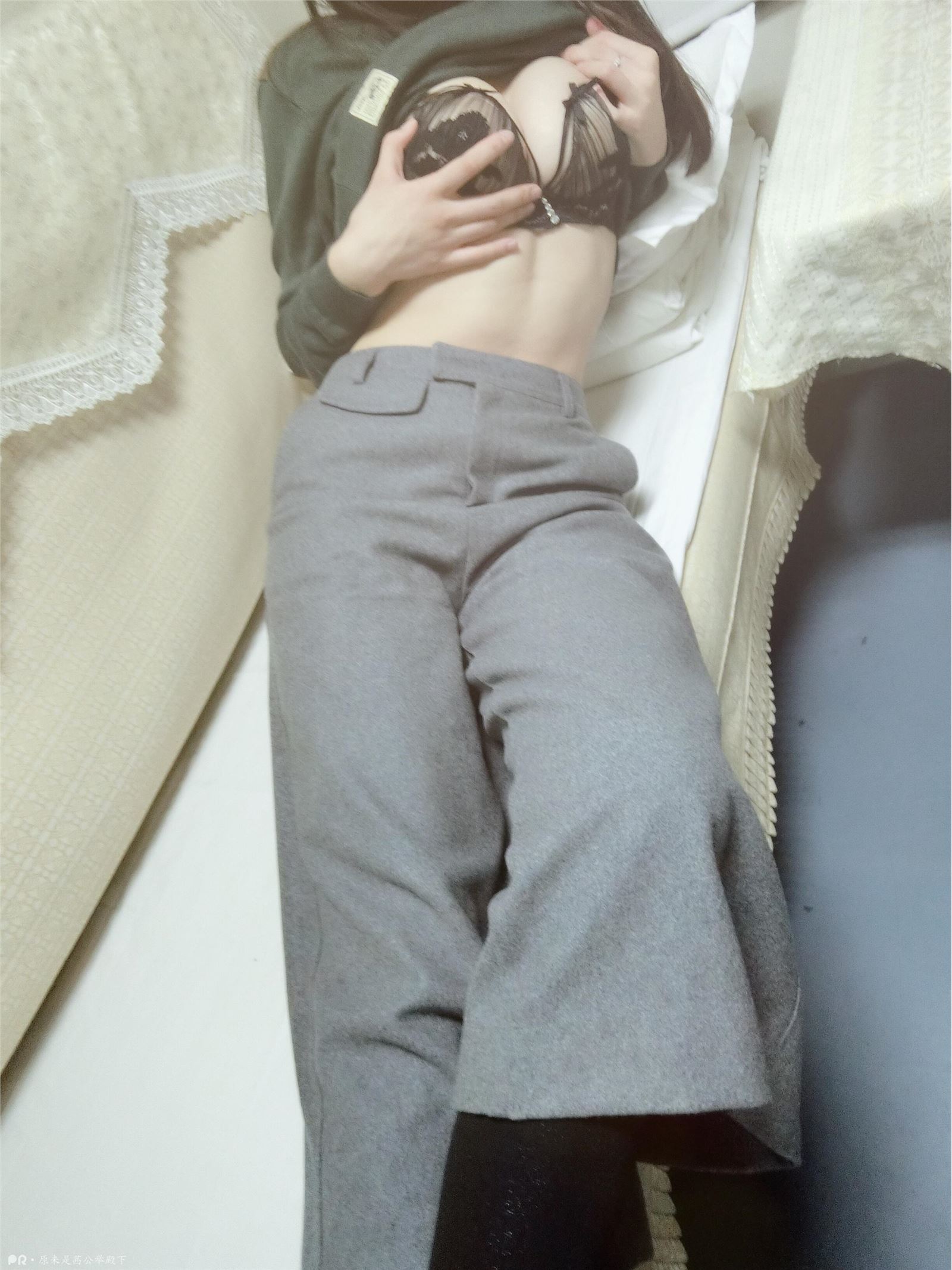 原来是茜公举殿下-火车上