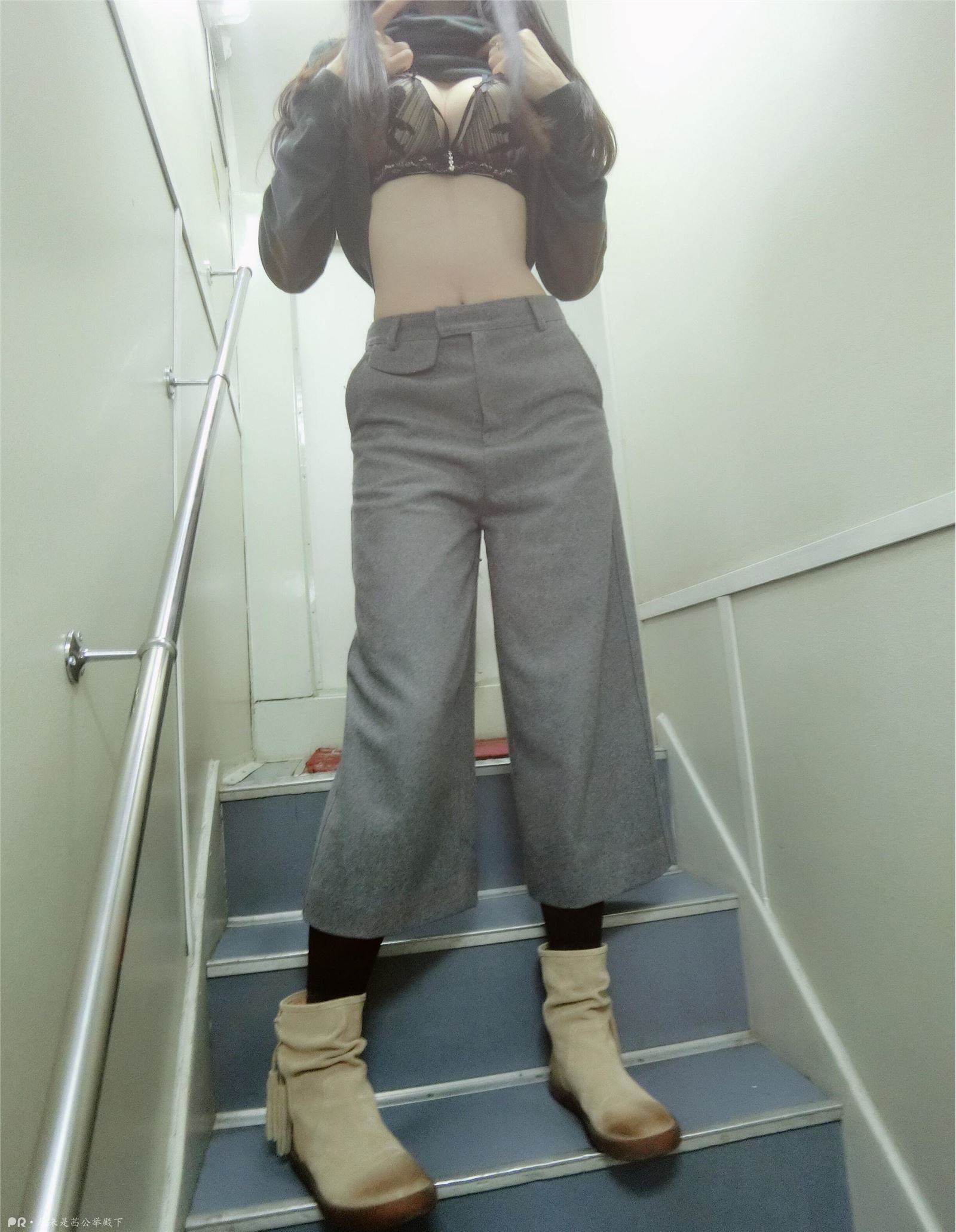 原来是茜公举殿下-火车上