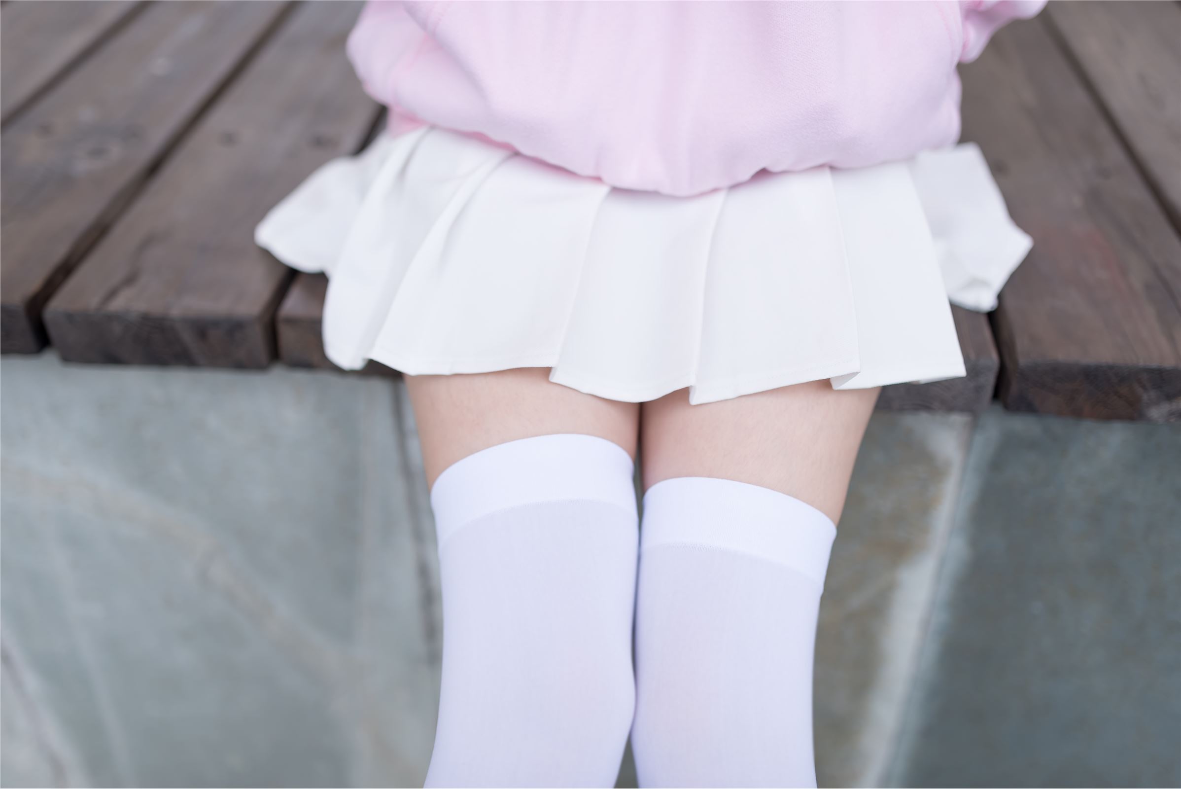 风之领域写真 NO.001 白丝超短裙