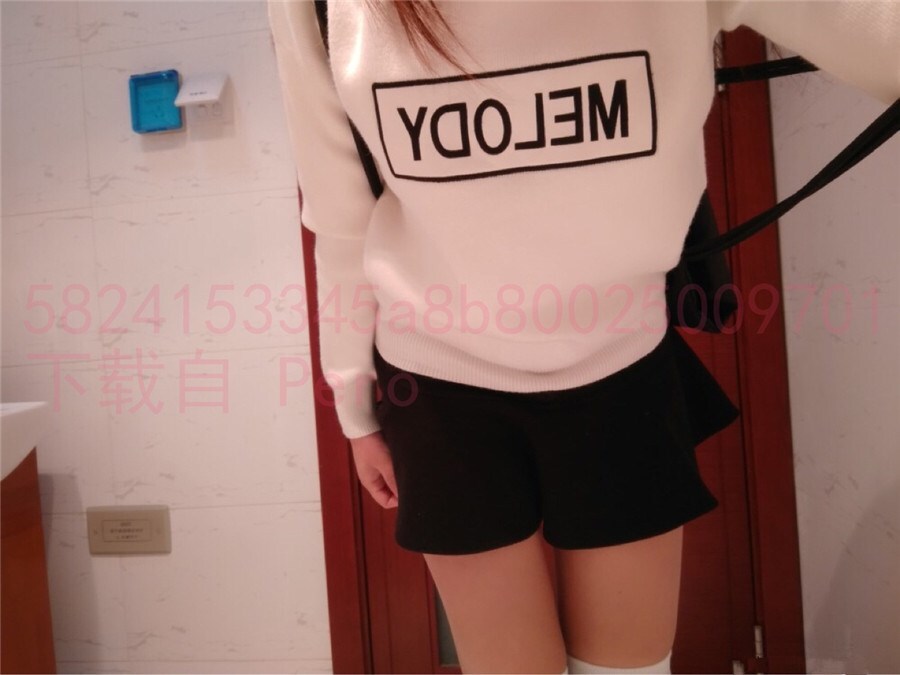 043--17011001-云宝宝-一名路过小学生