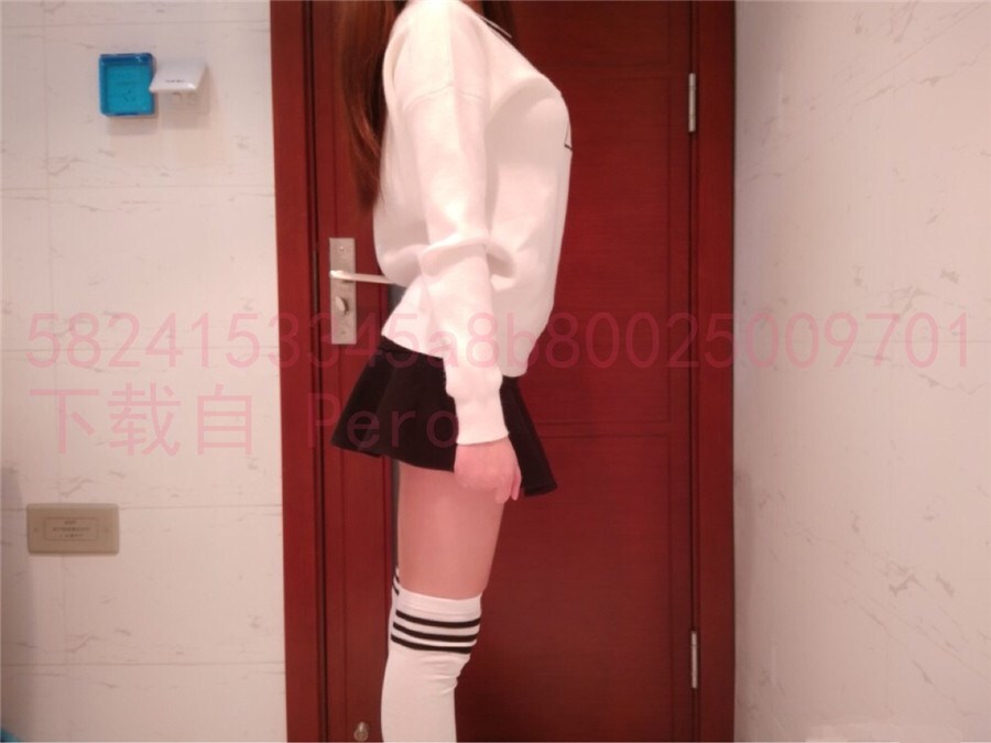 043--17011001-云宝宝-一名路过小学生