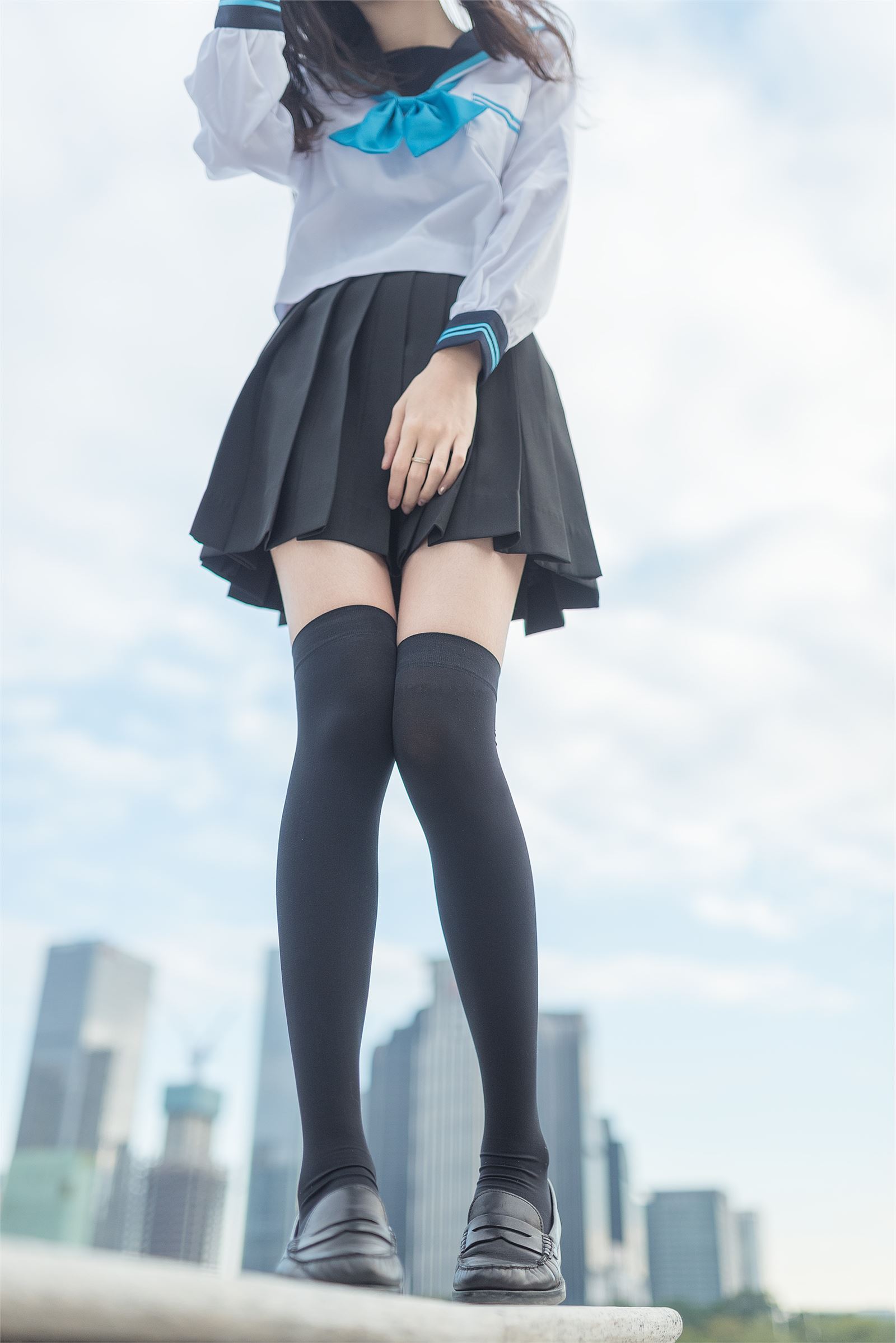 风之领域写真 NO.003 黑丝美腿户外