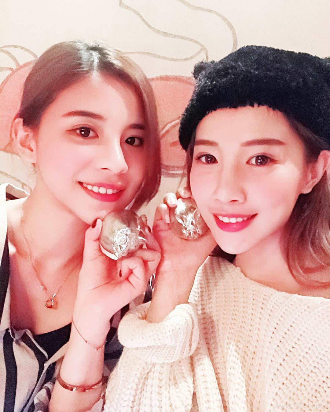 理工科系花「米小米」实验室白袍下是火辣曲线 米小米图片打包[S]