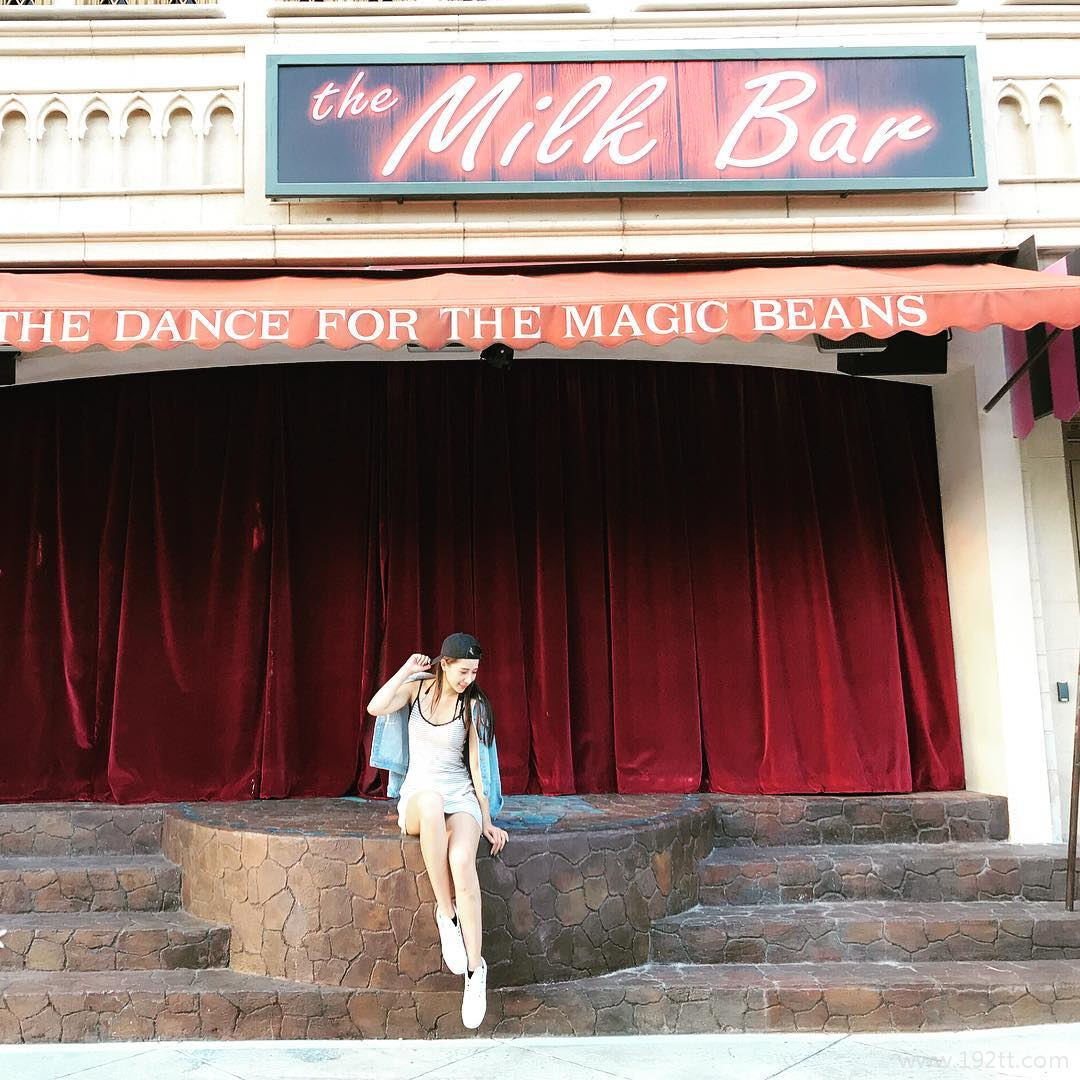 理工科系花「米小米」实验室白袍下是火辣曲线 米小米图片打包[S]