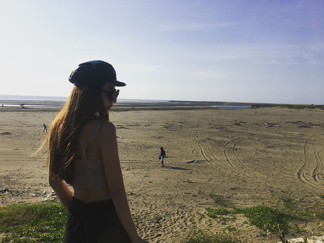 理工科系花「米小米」实验室白袍下是火辣曲线 米小米图片打包[S] 2