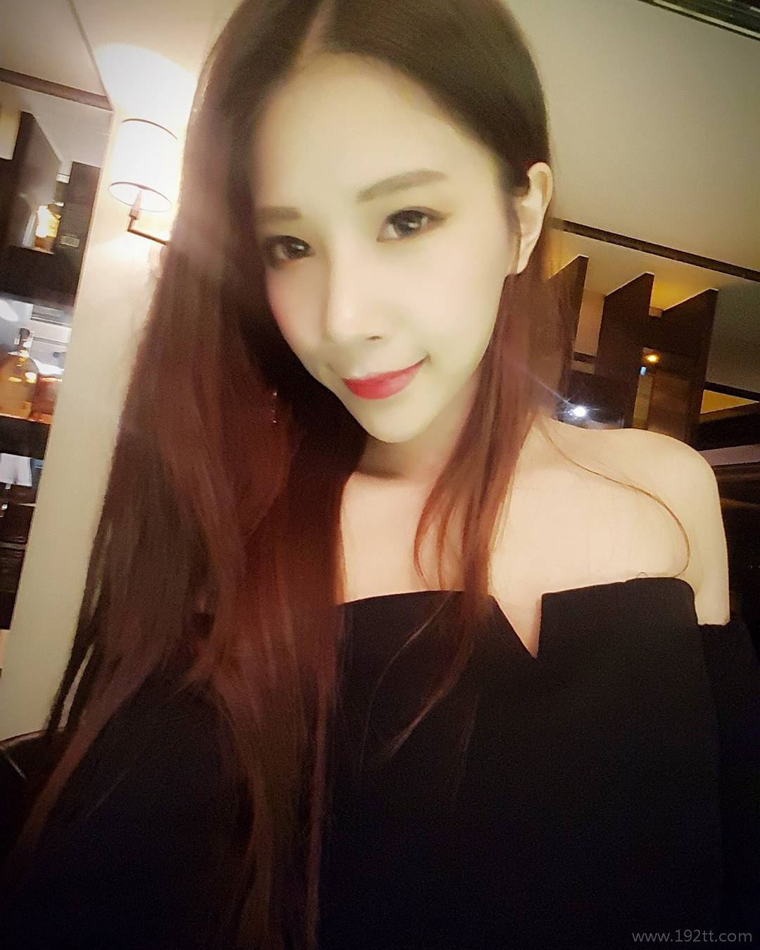 理工科系花「米小米」实验室白袍下是火辣曲线 米小米图片打包[S] 2