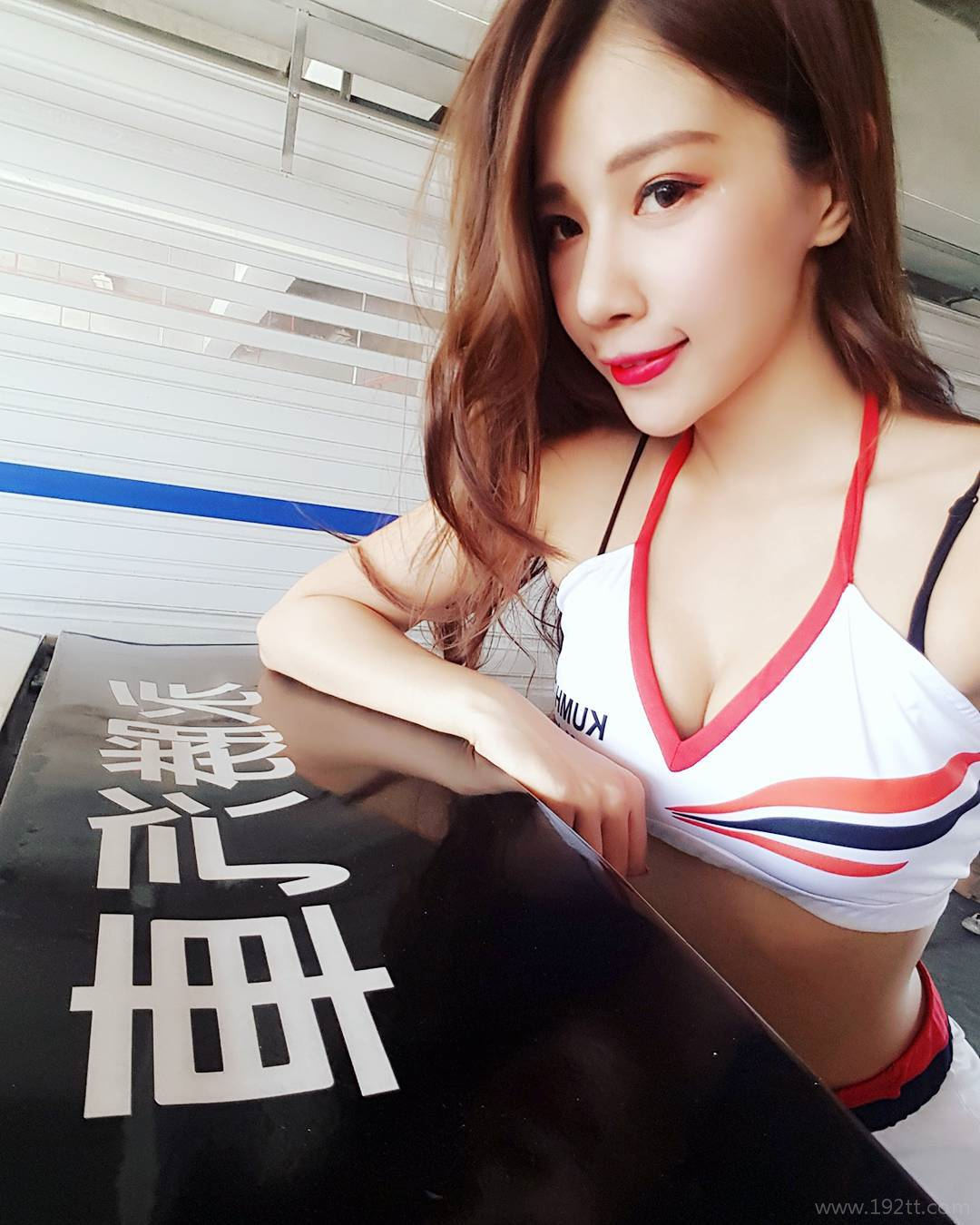 理工科系花「米小米」实验室白袍下是火辣曲线 米小米图片打包[S] 2