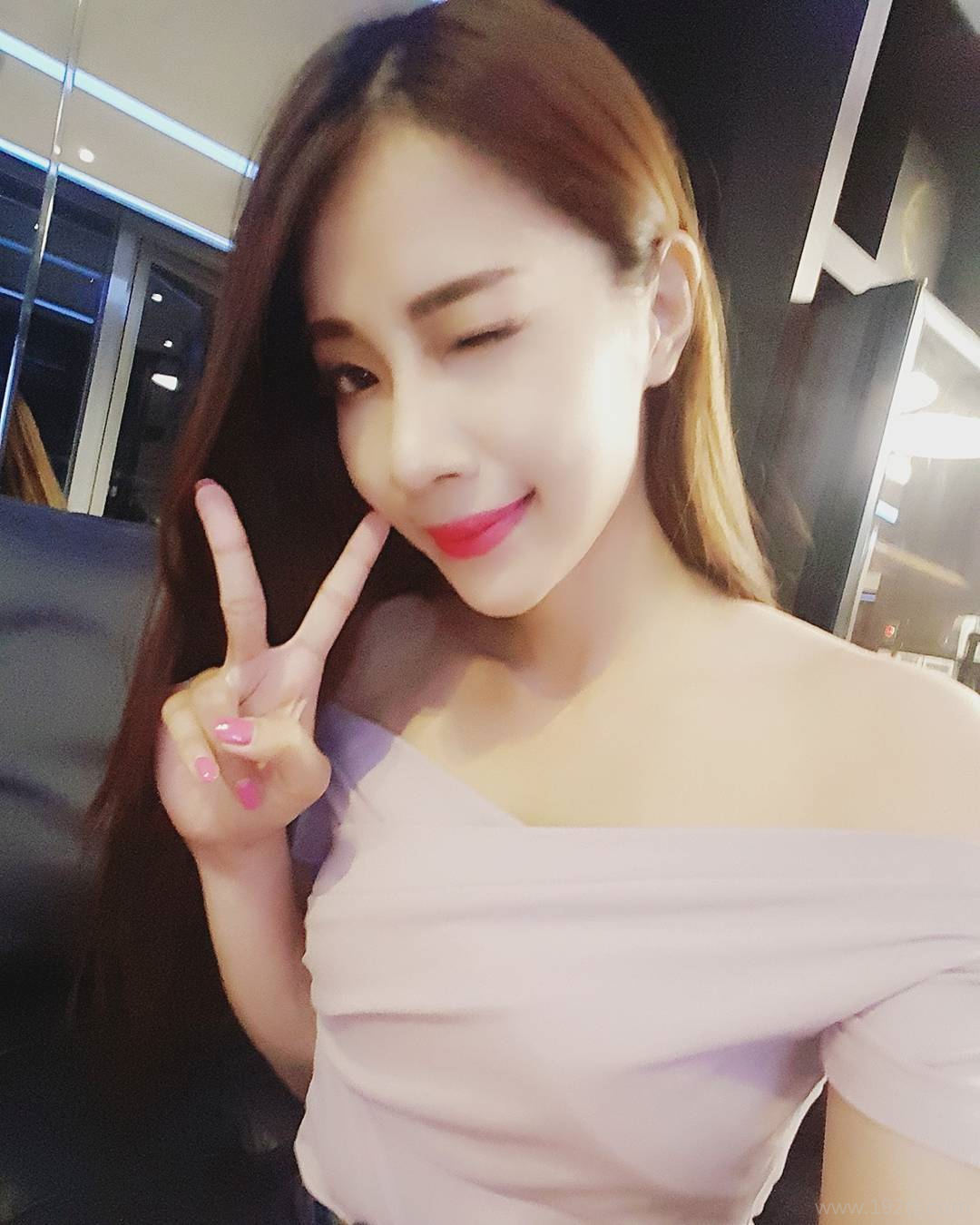 理工科系花「米小米」实验室白袍下是火辣曲线 米小米图片打包[S] 2