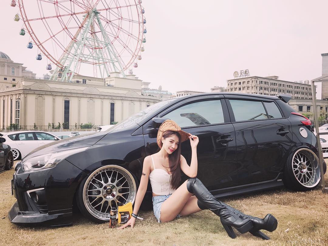 理工科系花「米小米」实验室白袍下是火辣曲线 米小米图片打包[S] 2