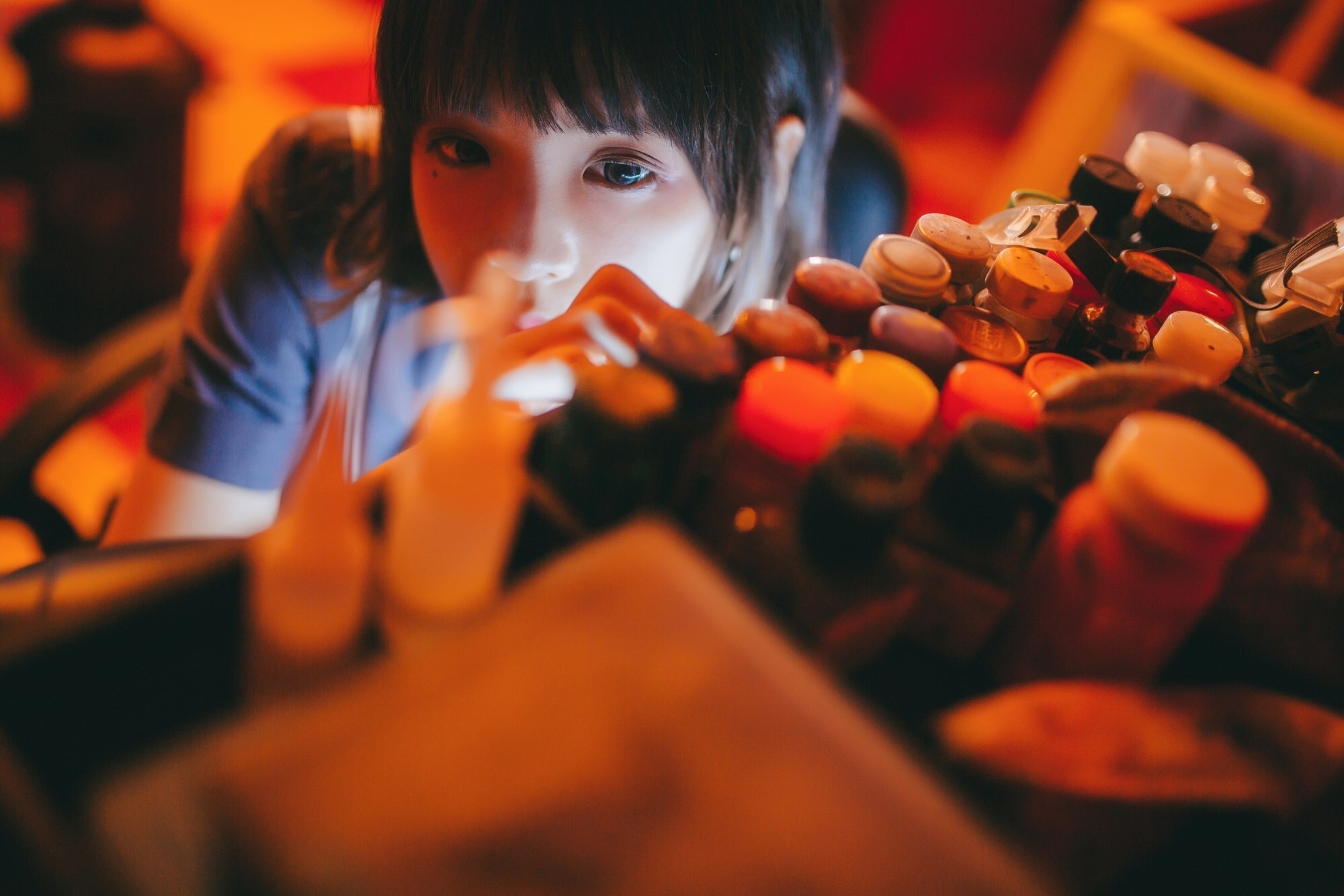 福利姬疯猫ss 被囚禁的少女VIP福利帖