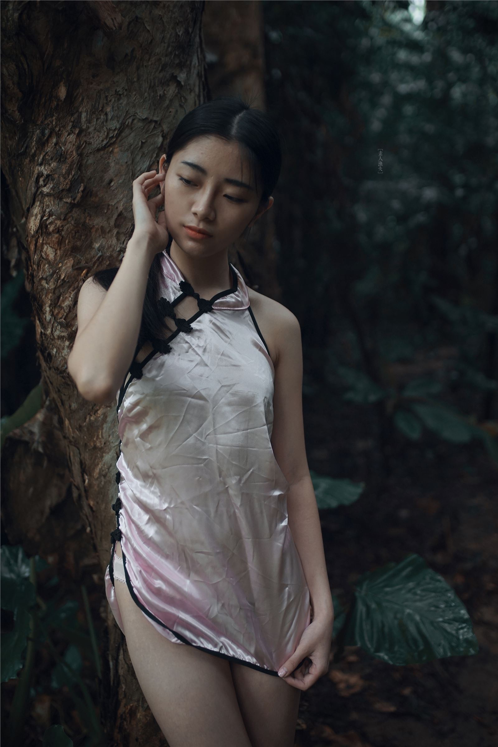 向大佬低头双马尾萌妹 深圳校服女仆装 香港之行