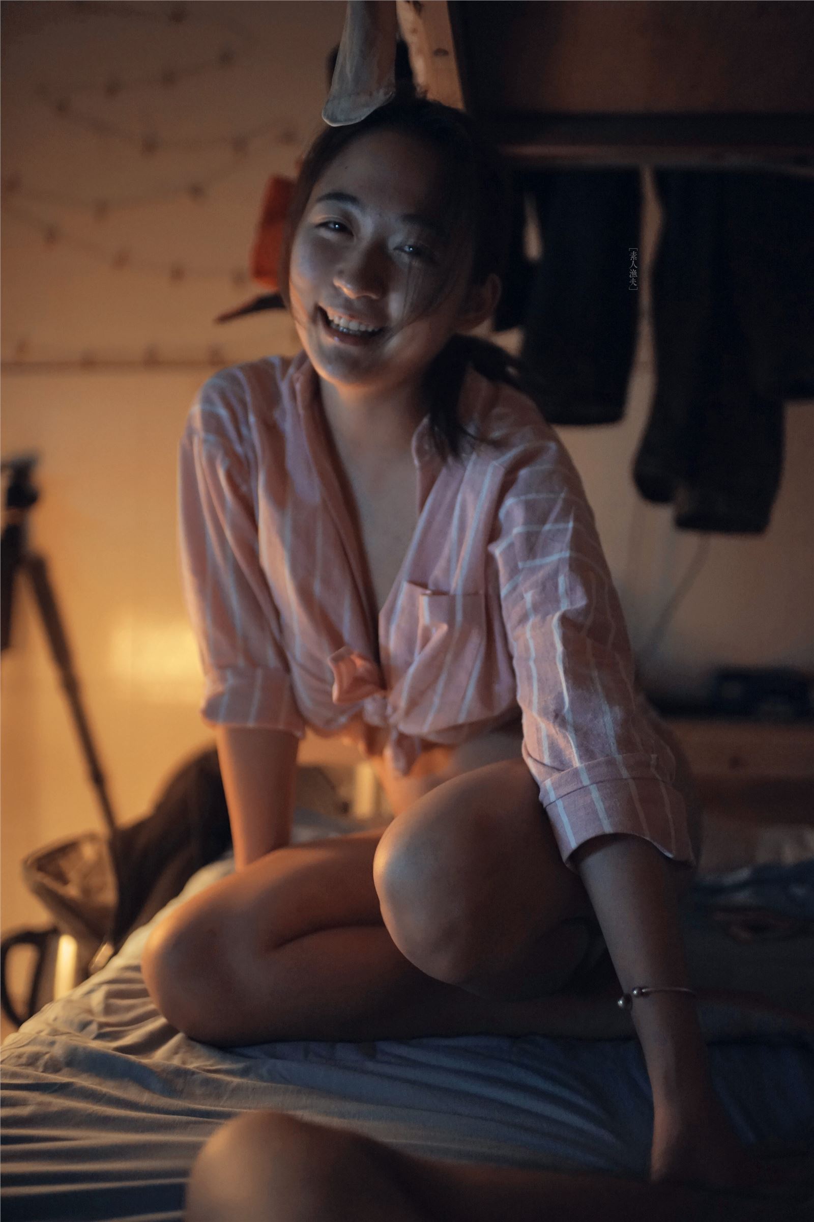 向大佬低头双马尾萌妹 深圳校服女仆装 香港之行