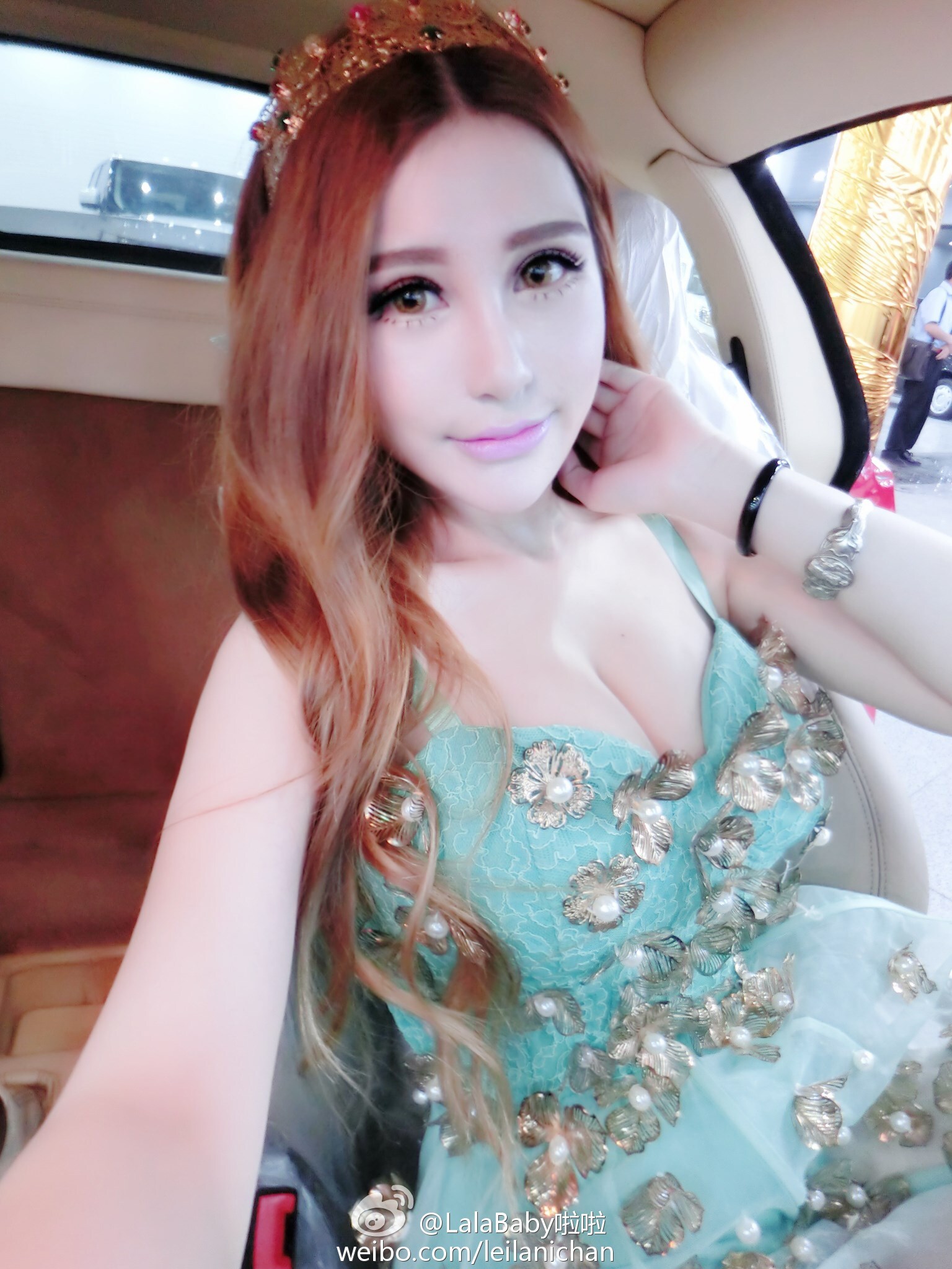 清新美少女 LalaBaby啦啦 生活照09