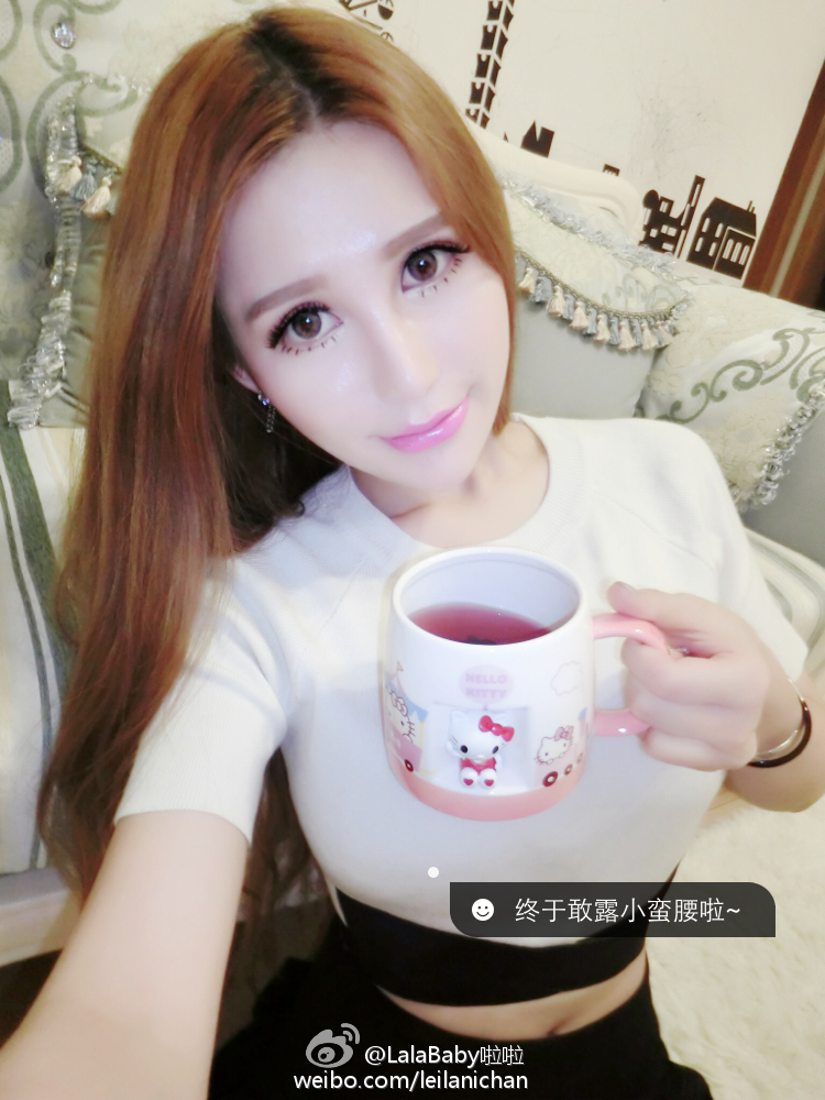 清新美少女 LalaBaby啦啦 生活照09