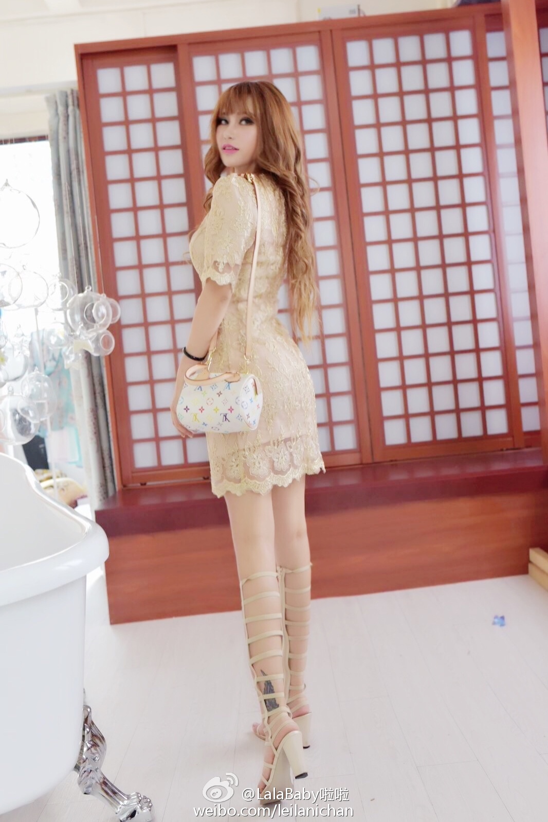 清新美少女 LalaBaby啦啦 生活照09