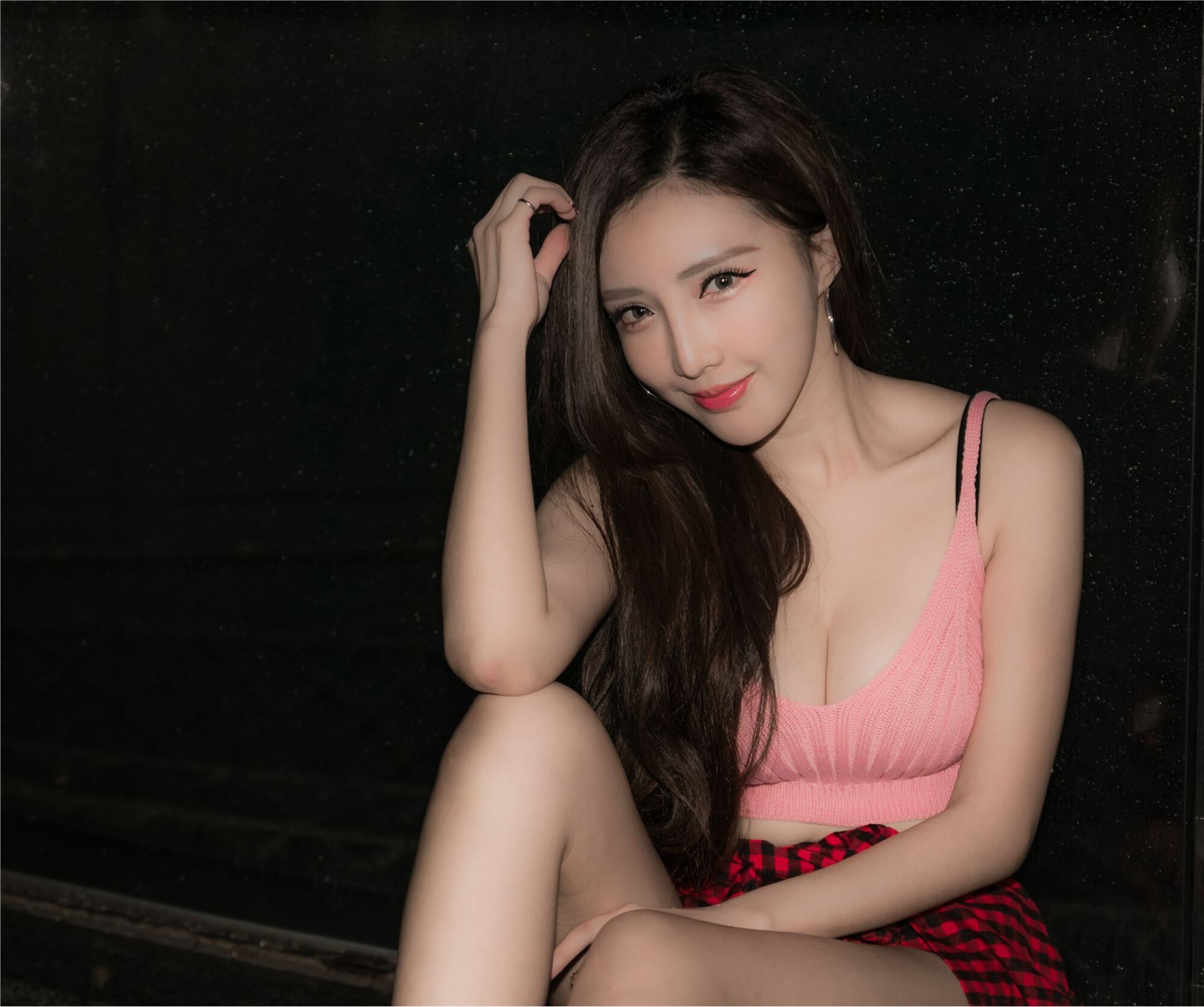 台湾美女书法家赵芸 外拍图集