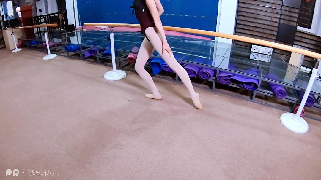 浪味仙儿-舞蹈老师