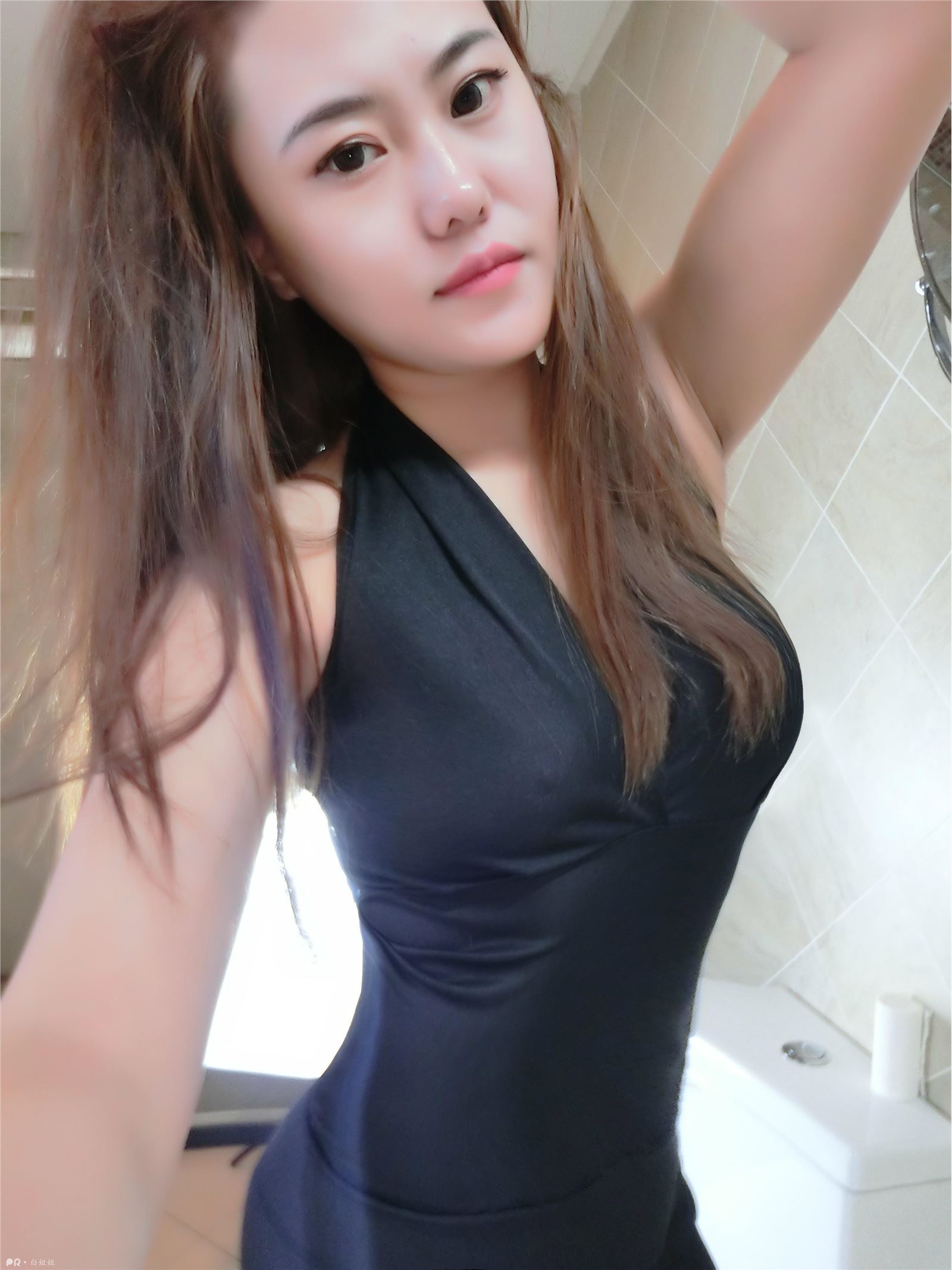 白姐姐-美臀高跟（露脸照）