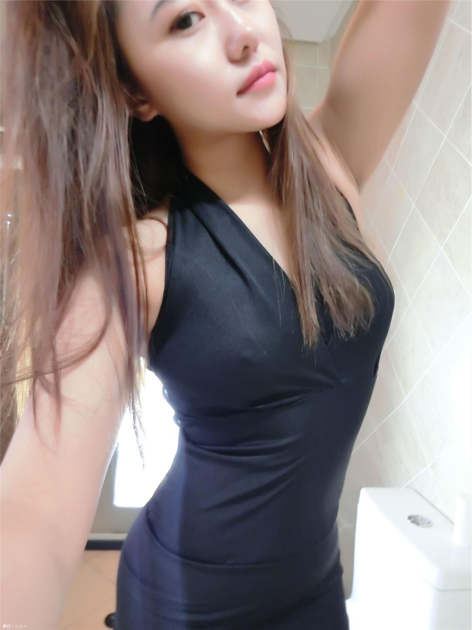 白姐姐-美臀高跟（露脸照）