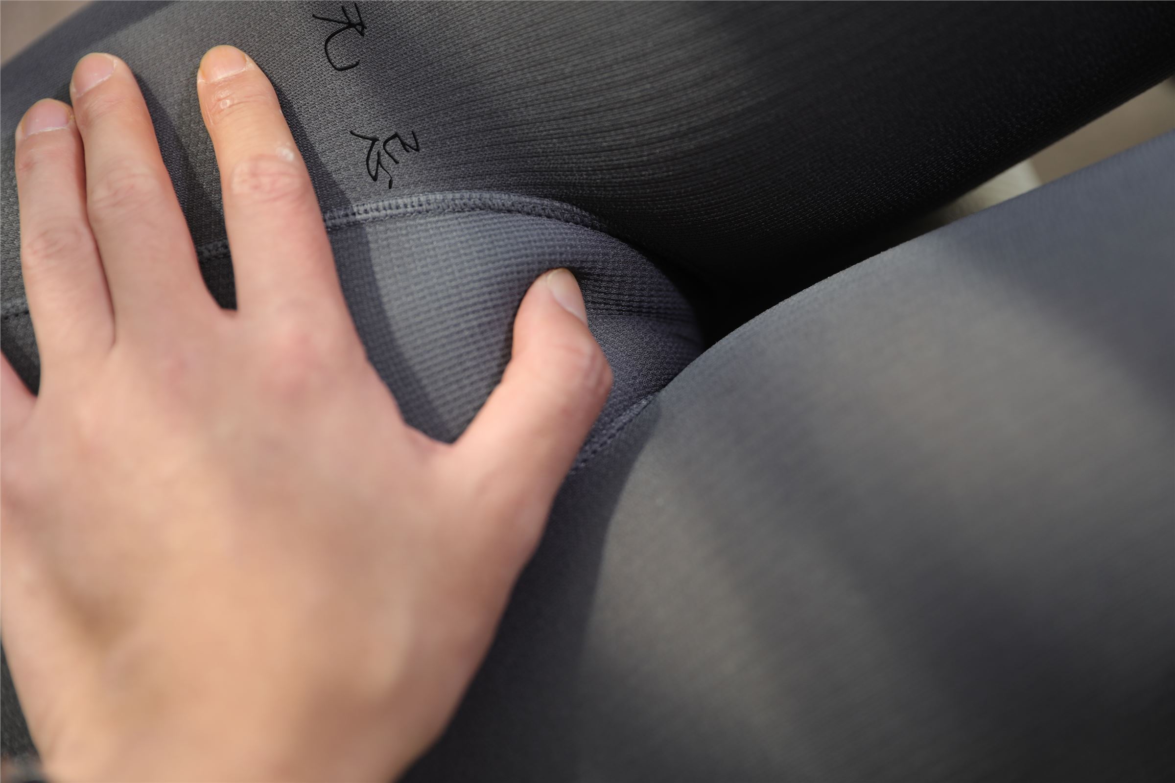 无忌影社众筹作品- 紧身裤