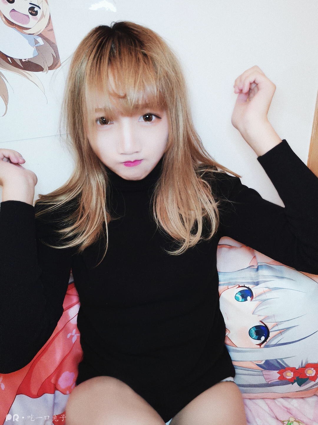 吃一口兔子 你好，遛兔吗 你的女朋友已上线