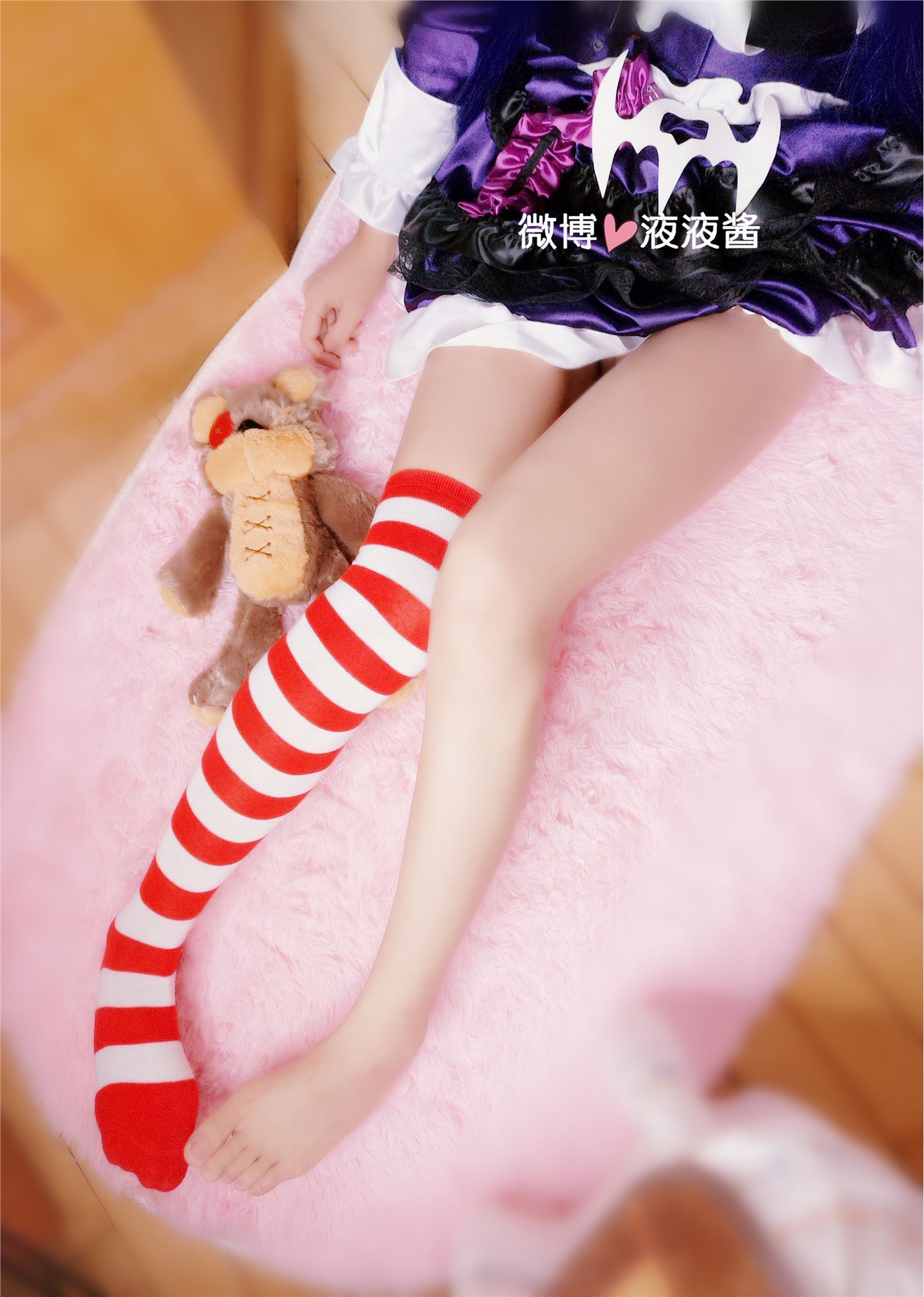 萝莉液液酱YeYe - 安妮