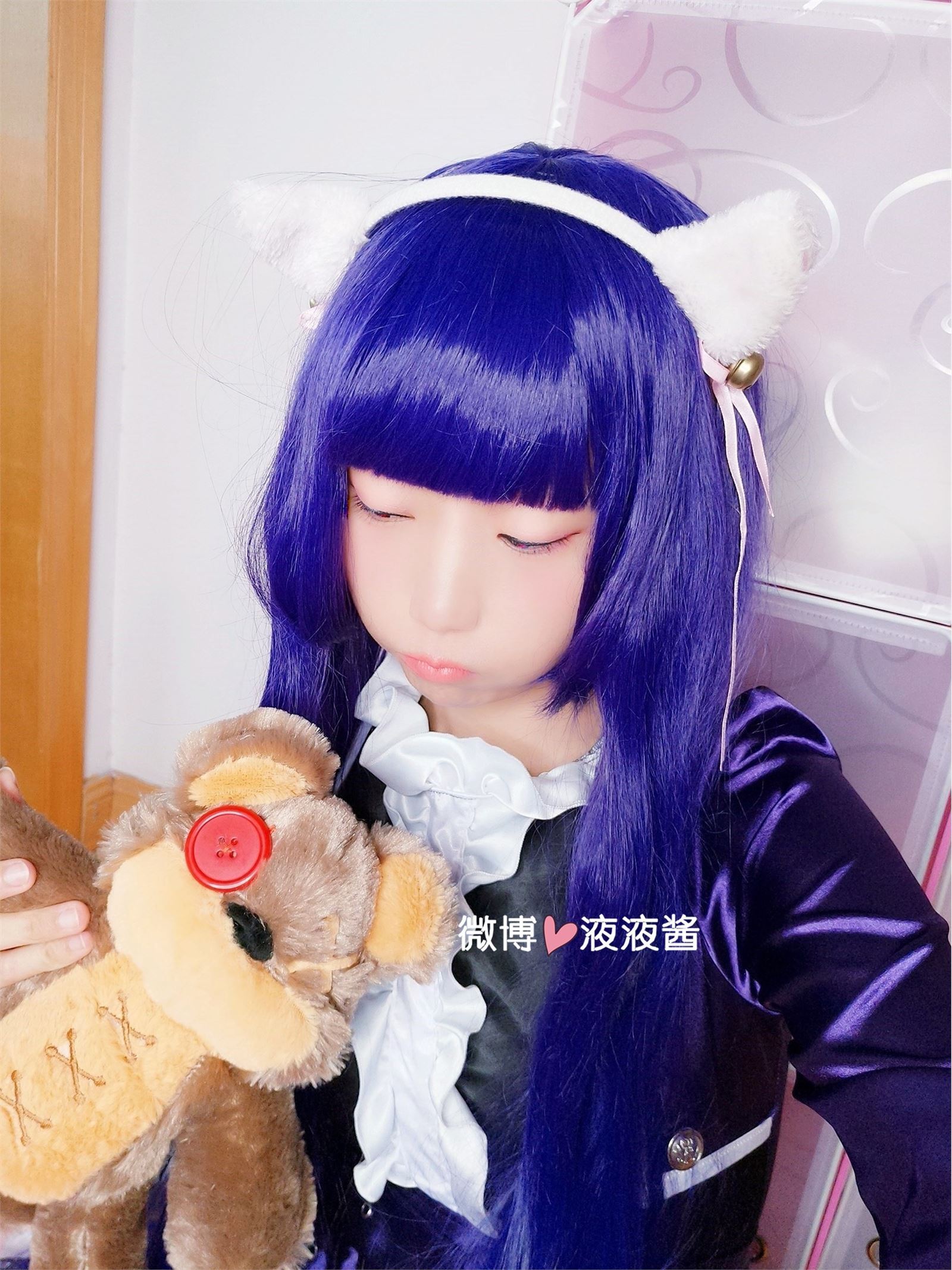 萝莉液液酱YeYe - 安妮