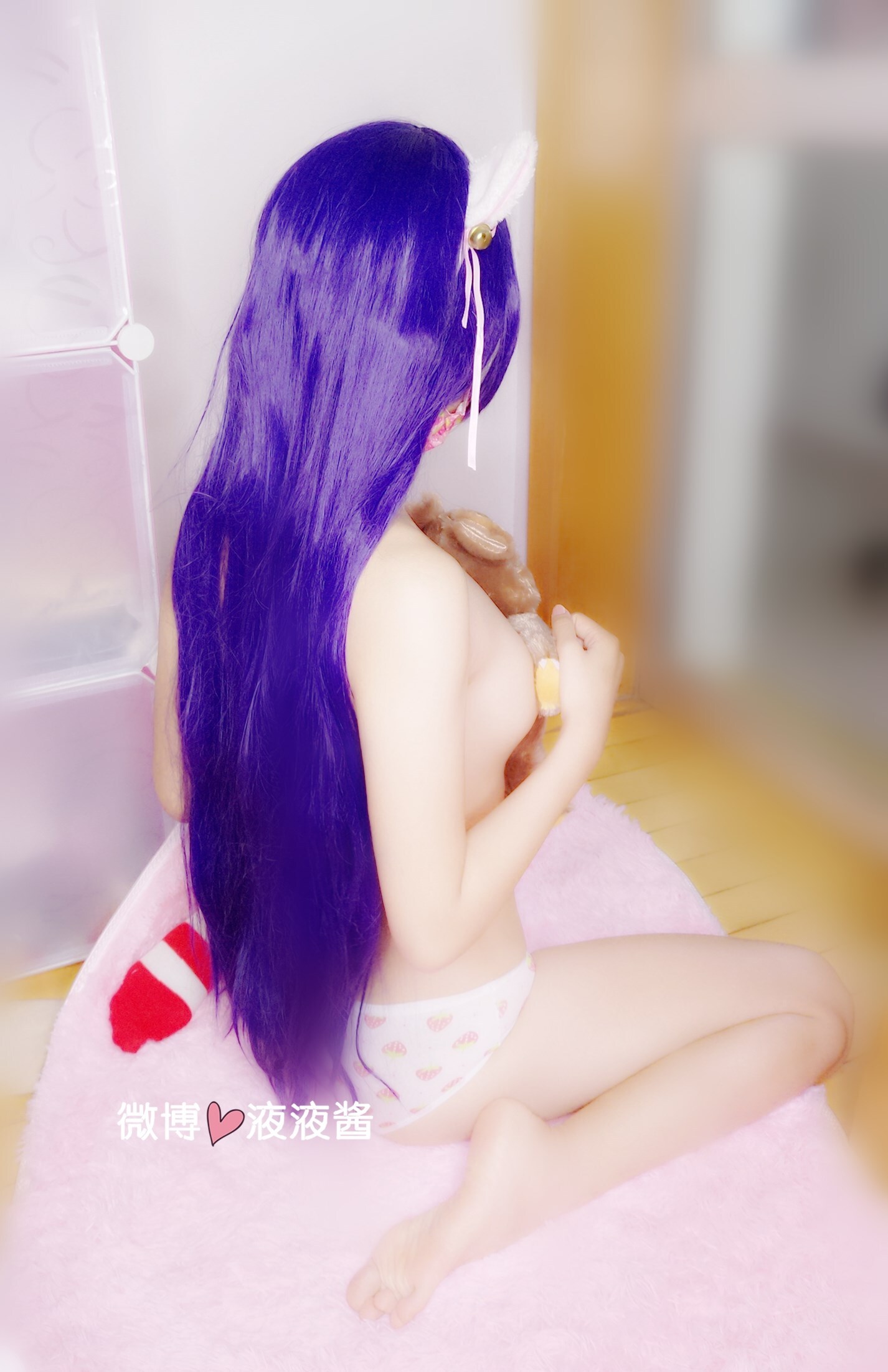 萝莉液液酱YeYe - 安妮