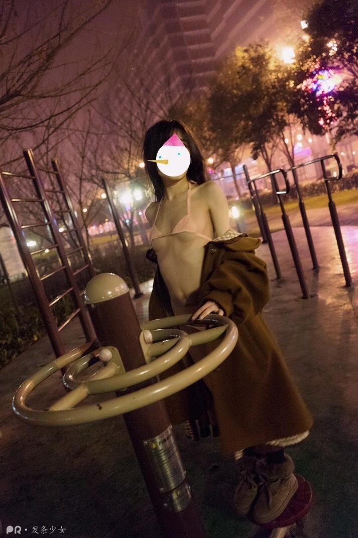 发条少女福利 - 夜晚 公园